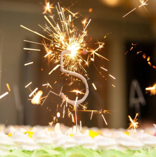 ŚWIECZKA URODZINOWA ZIMNE OGNIE CYFRA 3 trzy tort EAN (GTIN) 5904266052573