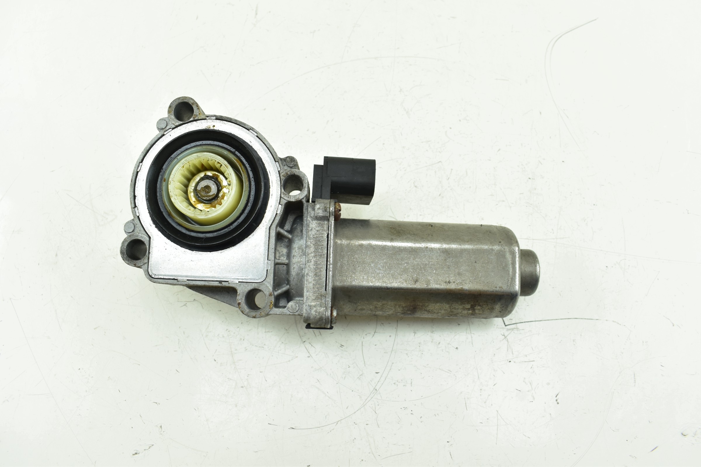 Régulateur Reduktora BMW X3 e83 2.0d N47D20A