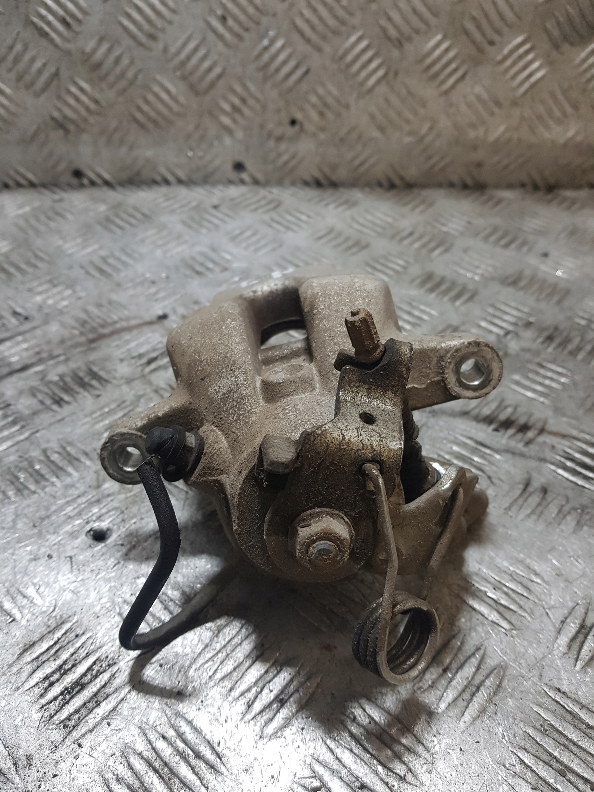 caliper brake right rear part rear CITROEN C4 II (B7)