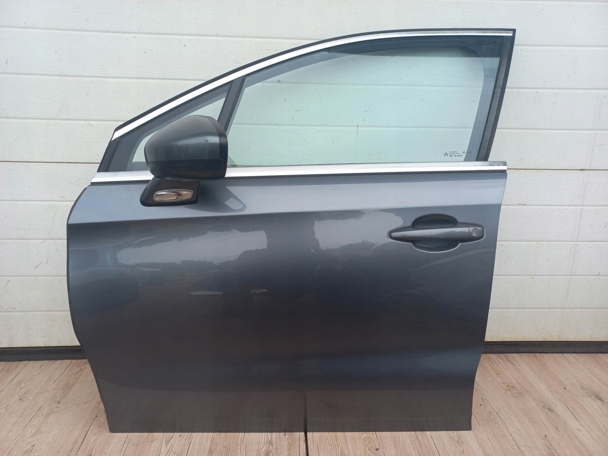 DRZWI PRZEDNIE LEWE CITROEN DS4 KTH