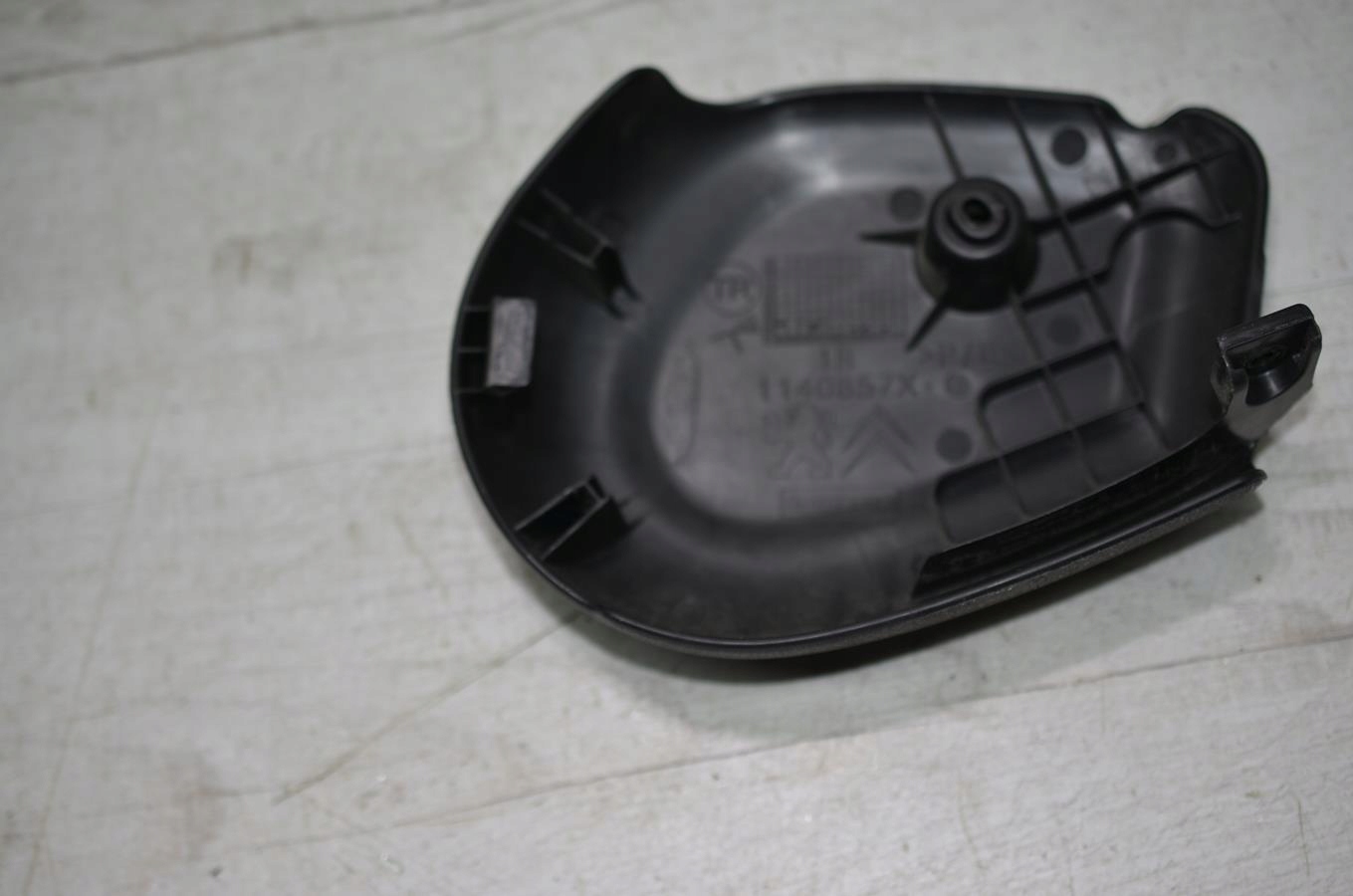 cover seat right front 3D PEUGEOT 208 and ACTIVE