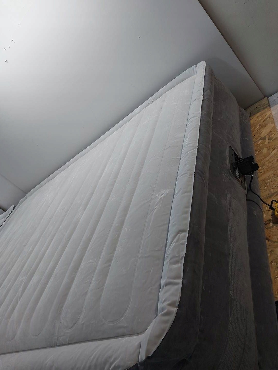 INTEX MATERAC DMUCHANY ŁÓŻKO 203x152 Z POMPKĄ Kod producenta 64414