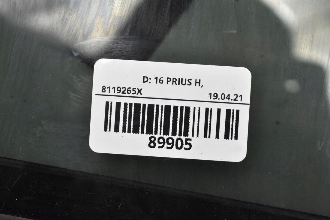 SZYBA DRZWI LEWY TYŁ MAŁA TOYOTA PRIUS IV 15- Producent części Toyota OE