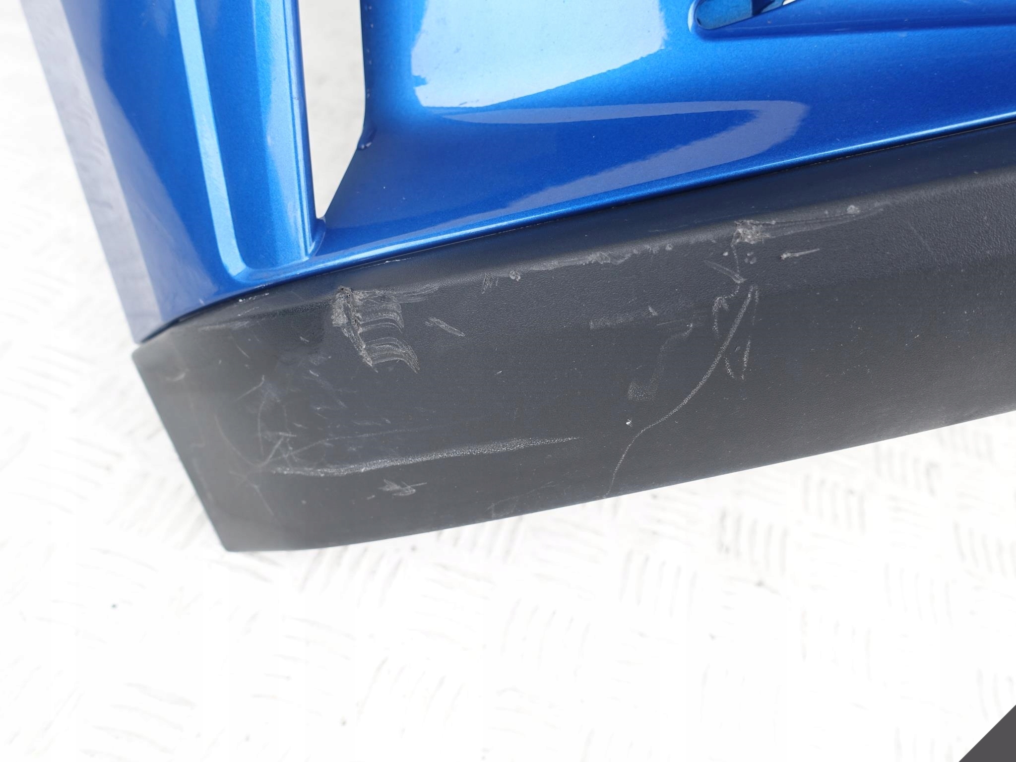 SKODA ENYAQ IV ELECTRIC 20- bumper front B.LADNY