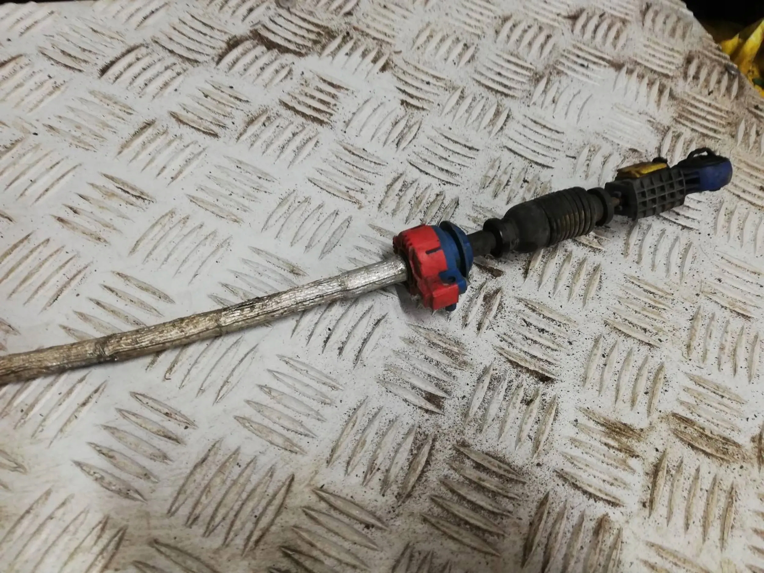 WYBIERAK BIEGÓW CITROEN C5 III AUTOMAT 9681617780 Rodzaj skrzyni Automatyczna