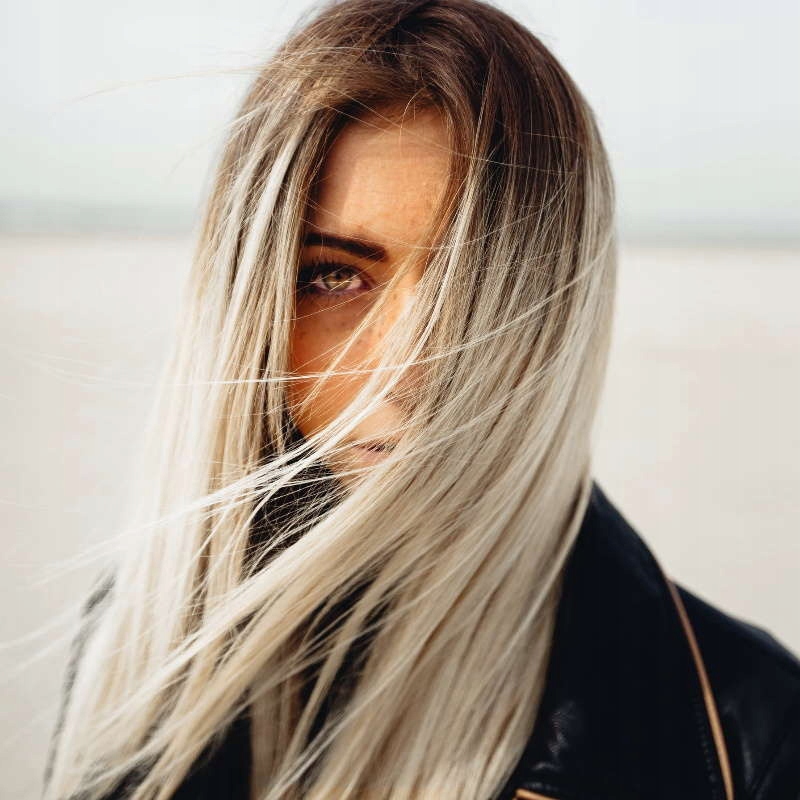 ROZJAŚNIACZ BLONDME BLOND ME Schwarzkopf Premium Lift NOWA SZATA Linia Blondme