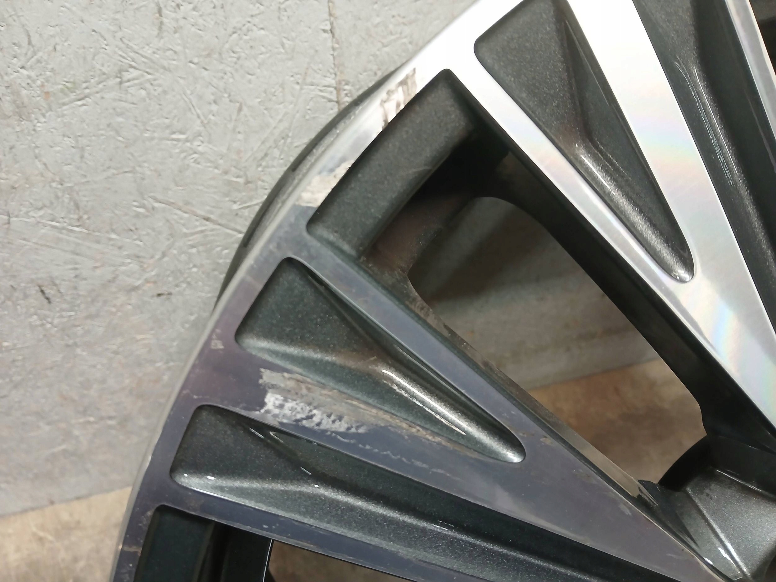 disk hliníkový AUDI A6 C8 4K 8,5J 20" ET43 5X112 4K0601025J
