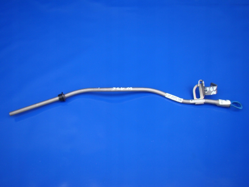 1330103900 - Масляний щуп MERCEDES W176 2.0 T A45 A1330103900