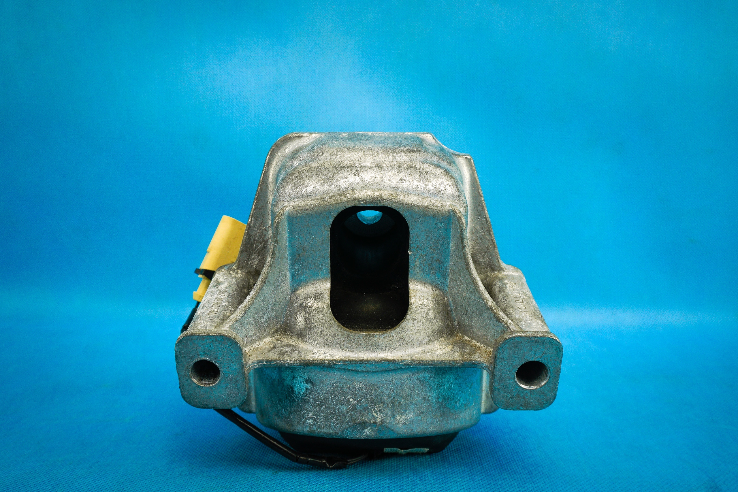 engine mount right Audi Q5 8R 8R0199381AA 3.0TDI 3.0TFSI