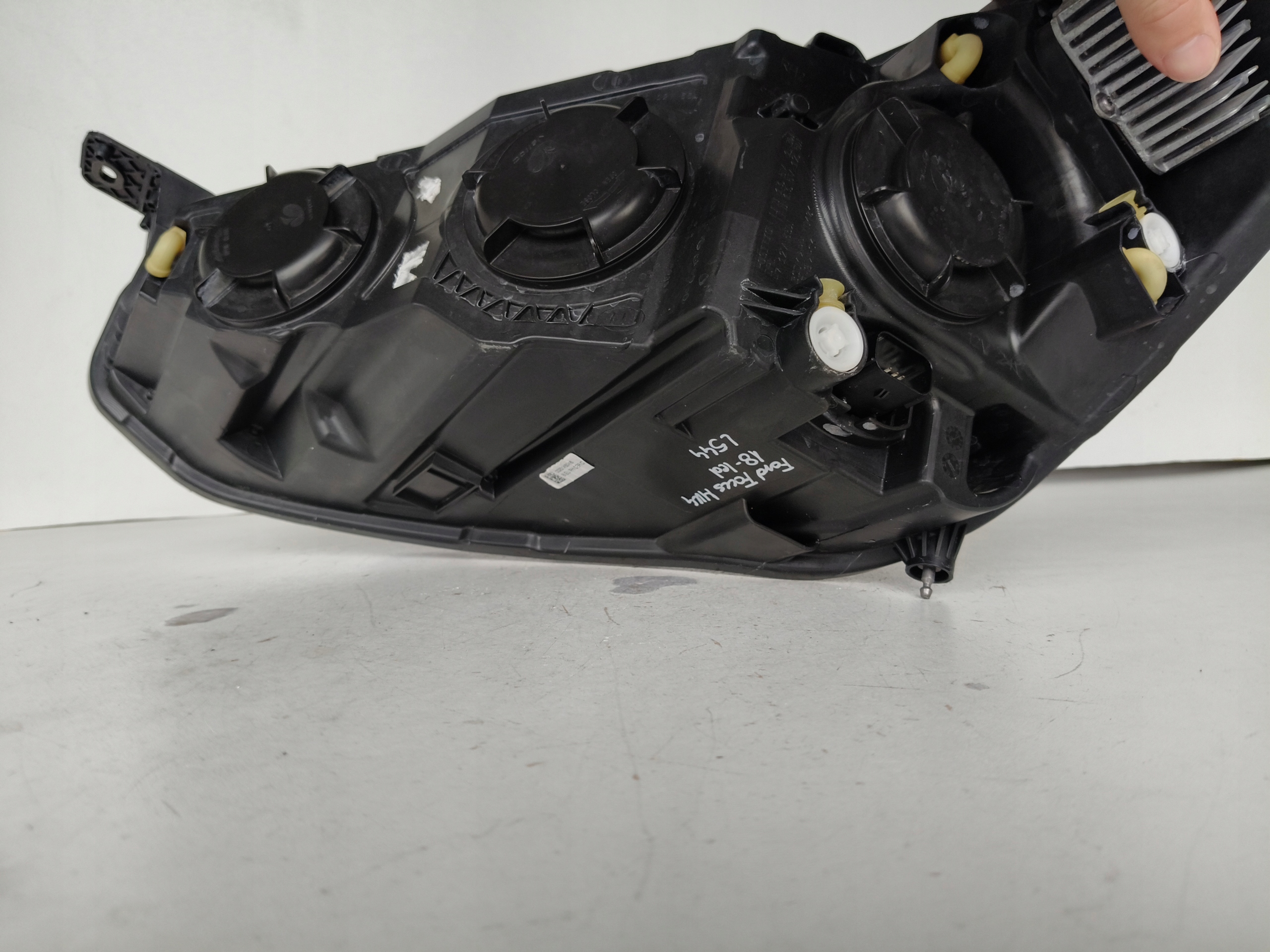 light right REFLEKTOR FORD FOCUS MK4 18- LED