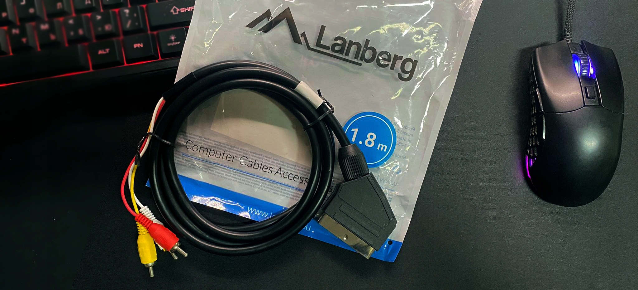 KABEL 3X RCA(M)->EURO(M) 1.8M LANBERG SCART na RCA do MAGNETOWIDU VHS EAN (GTIN) 5901969413069