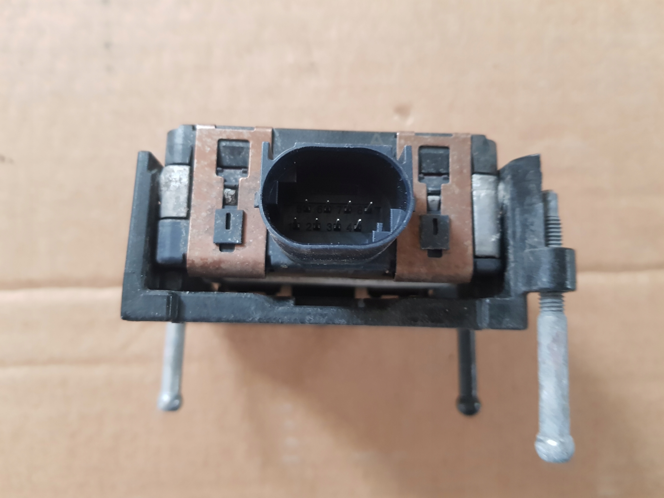 SWIFT MK8 33943-81S02 датчик скорости крепление