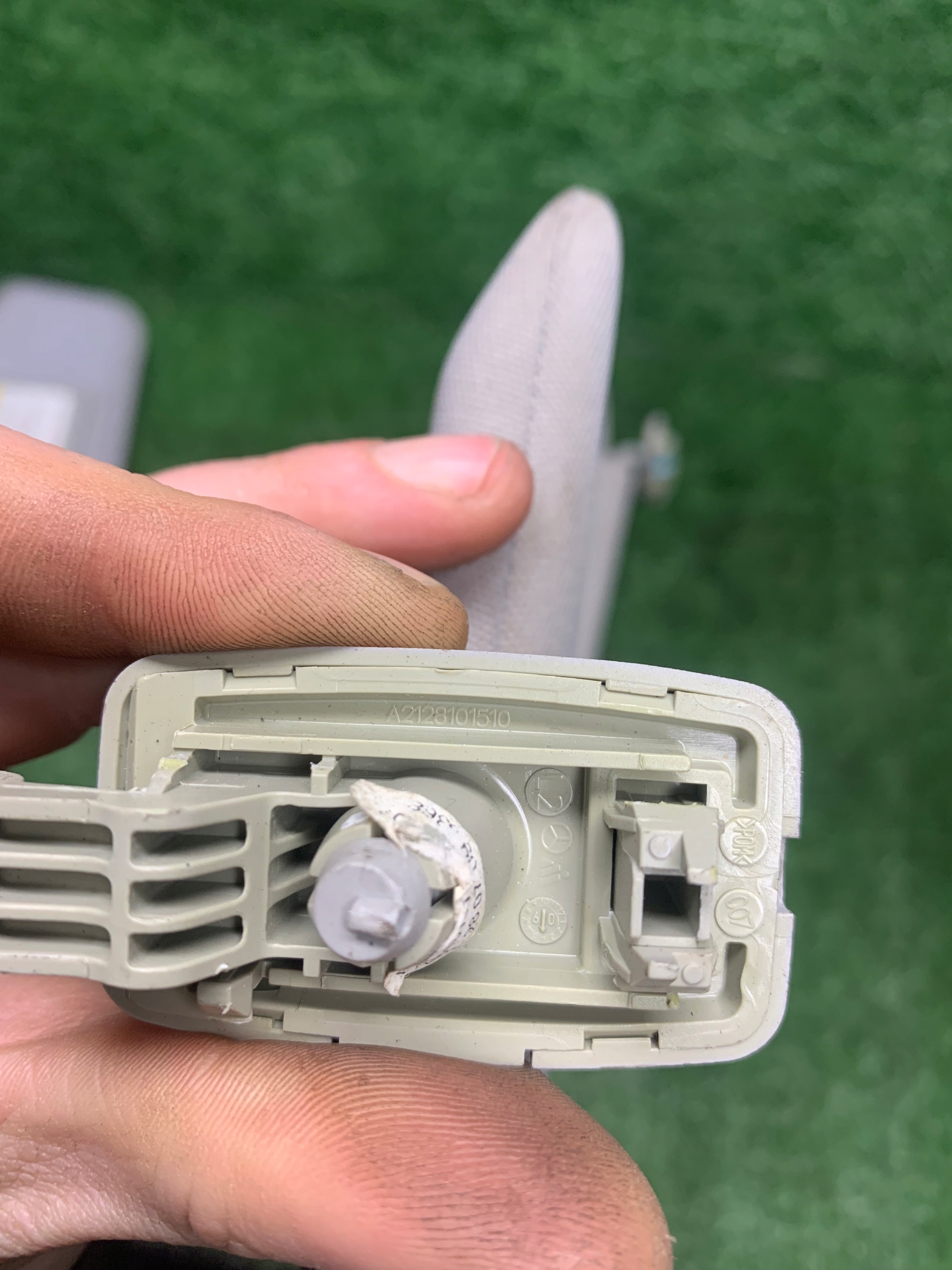 MERCEDES E KLASA W212 visor visors cover PRZECIWSLONECZNA right left