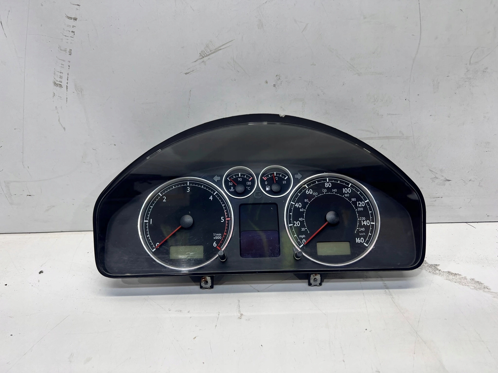 dials dials VW SHARAN 1.9 TDI 7M3920920L