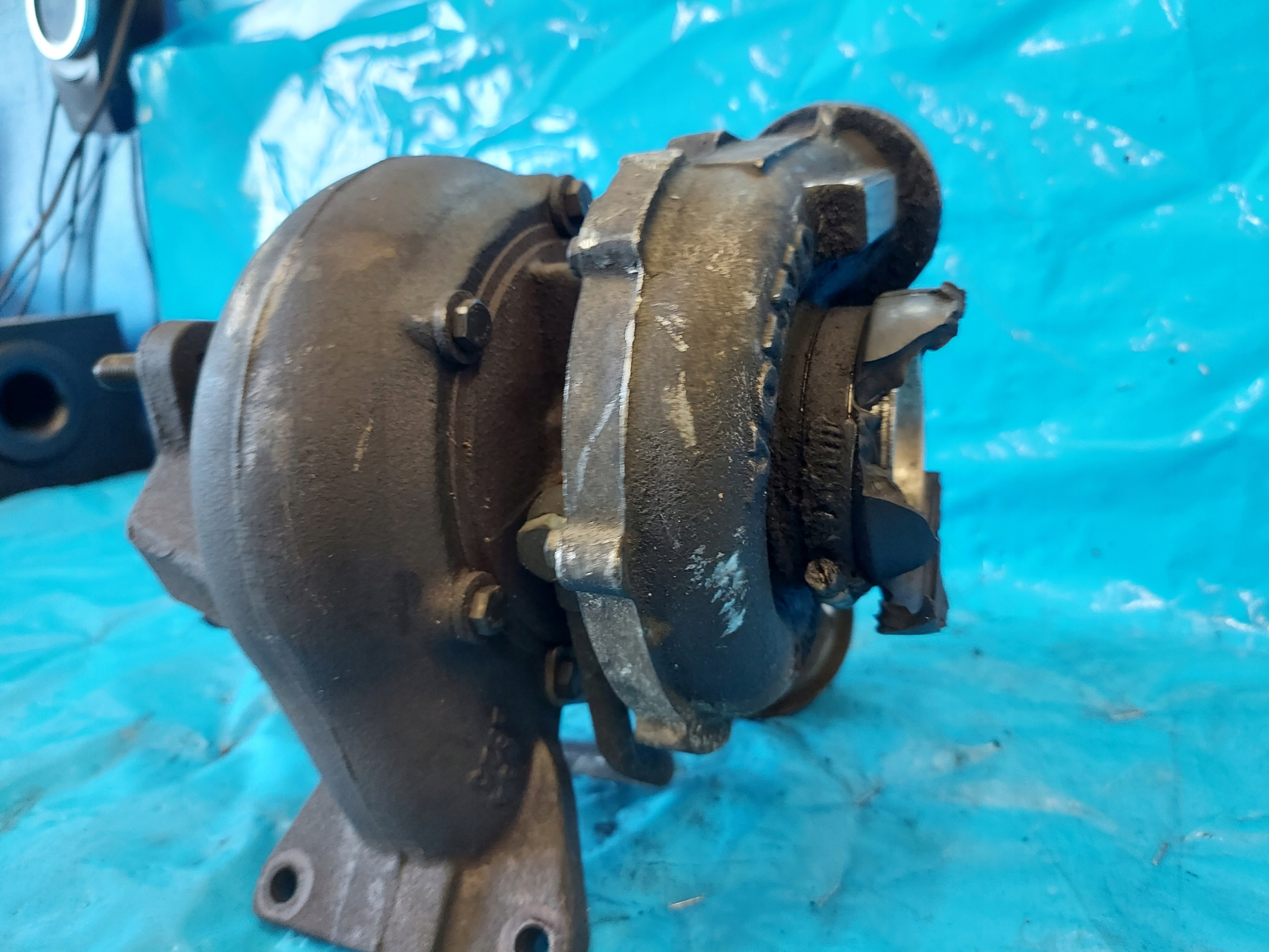 TURBINA VOLVO V70 II S60 e 163KM 2.4 D5 GT2052V