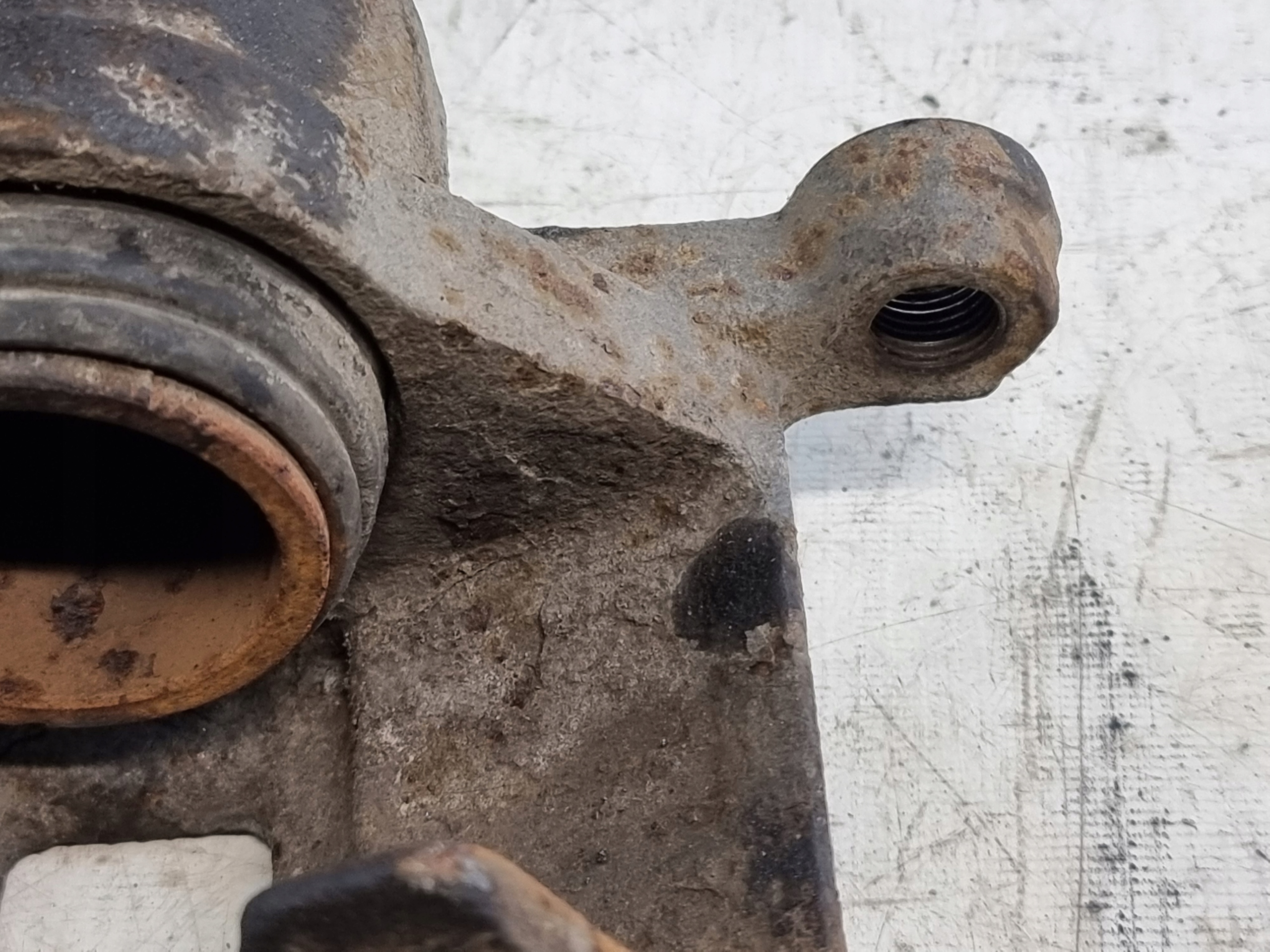 caliper brake right front OPEL FRONTERA A 2.5 TDS
