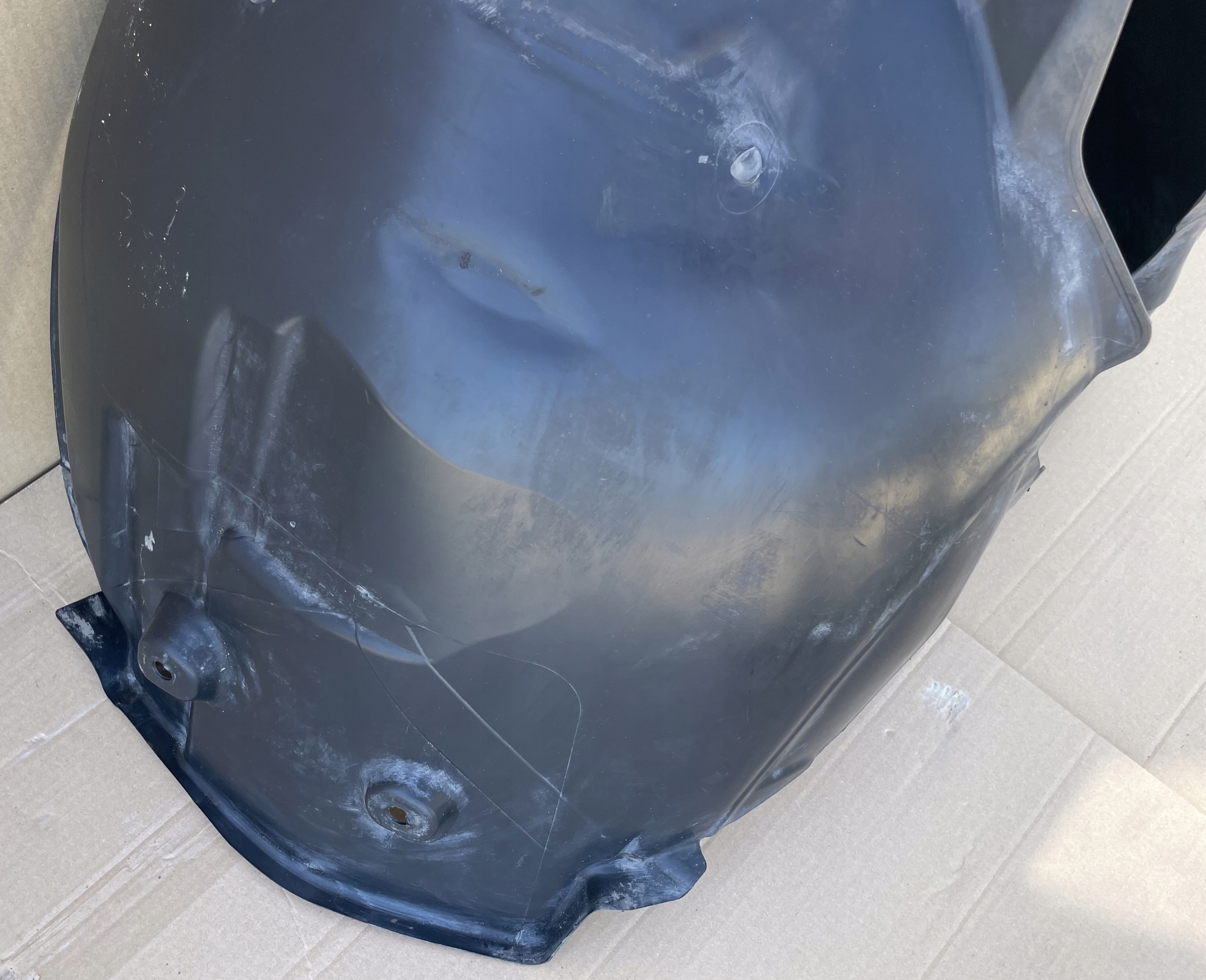 mudguard front left AUDI A4 B9 8W0821171G original as new