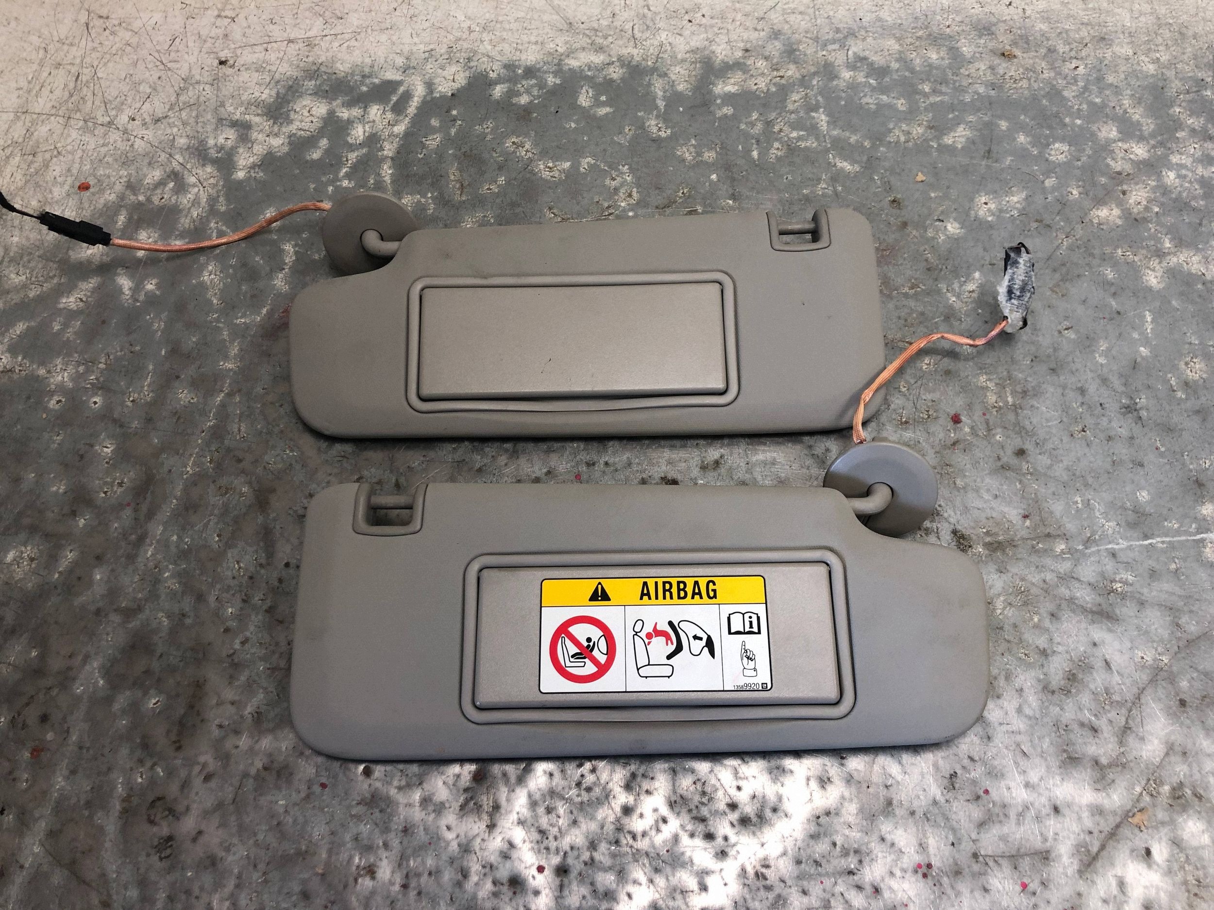 visor cover sun left right OPEL ASTRA K 39046141 39046137