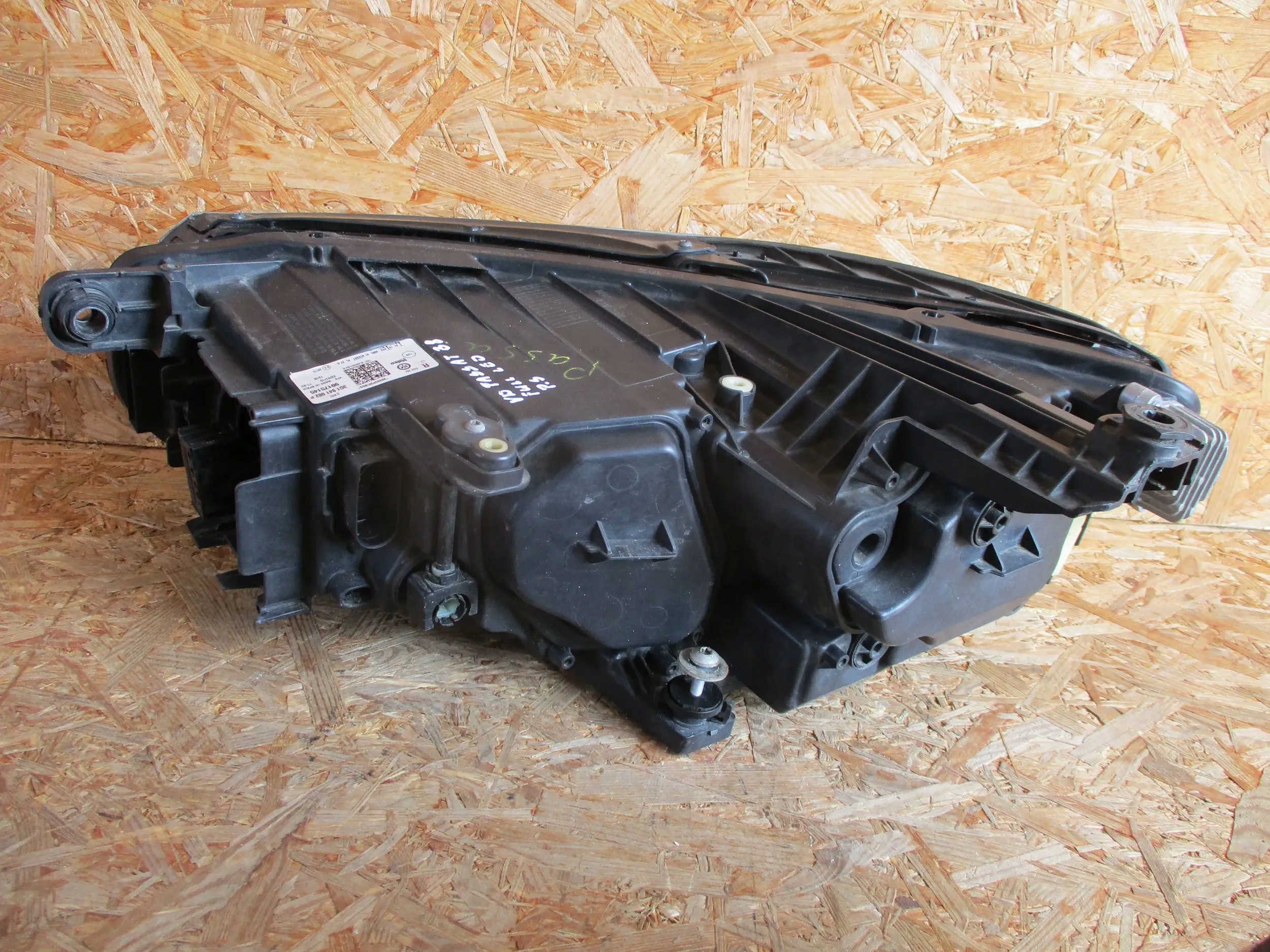 light front front right VW PASSAT B8 LIFT FULL LED
