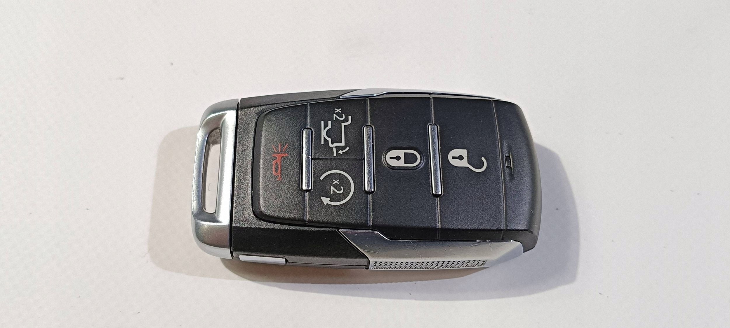 key pilot zdalne odpalanie electrical trunk door burta Dodge Ram V 2019