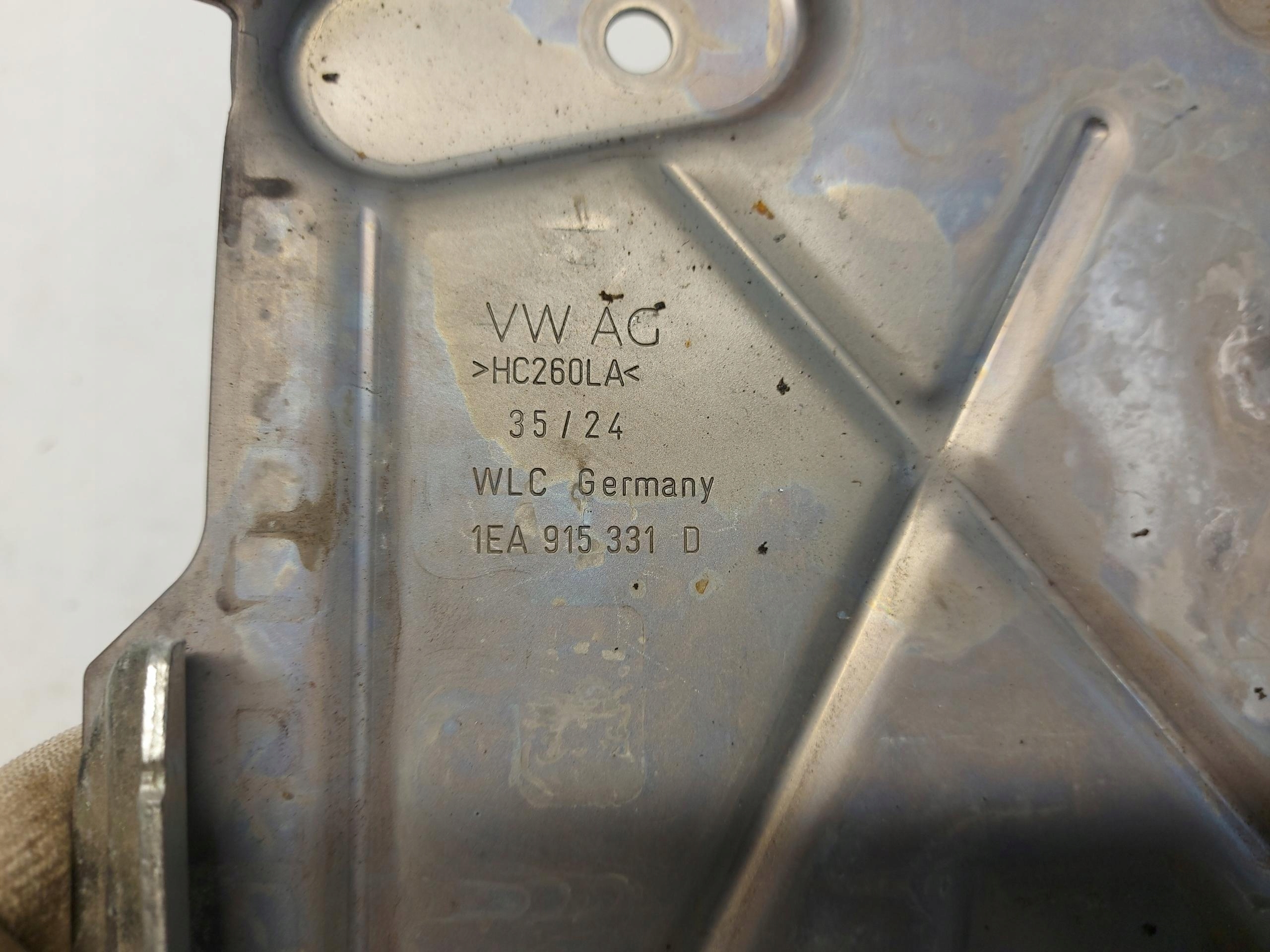 VW ID4 11A , 2024r SUV 5D držač držač akumulatora 1EA915331D