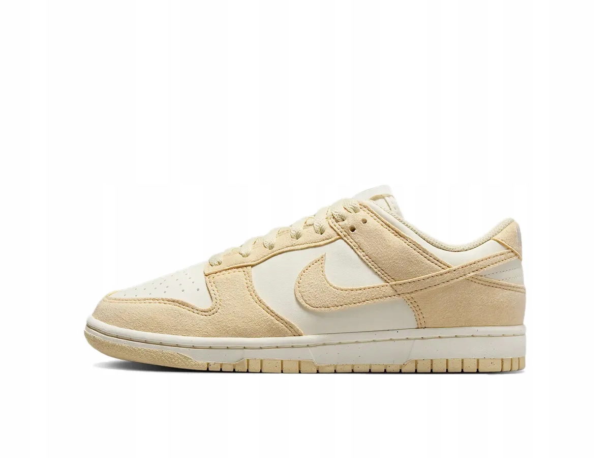 Dámské sportovní tenisky Nike Dunk Low béžové velikost 36,5