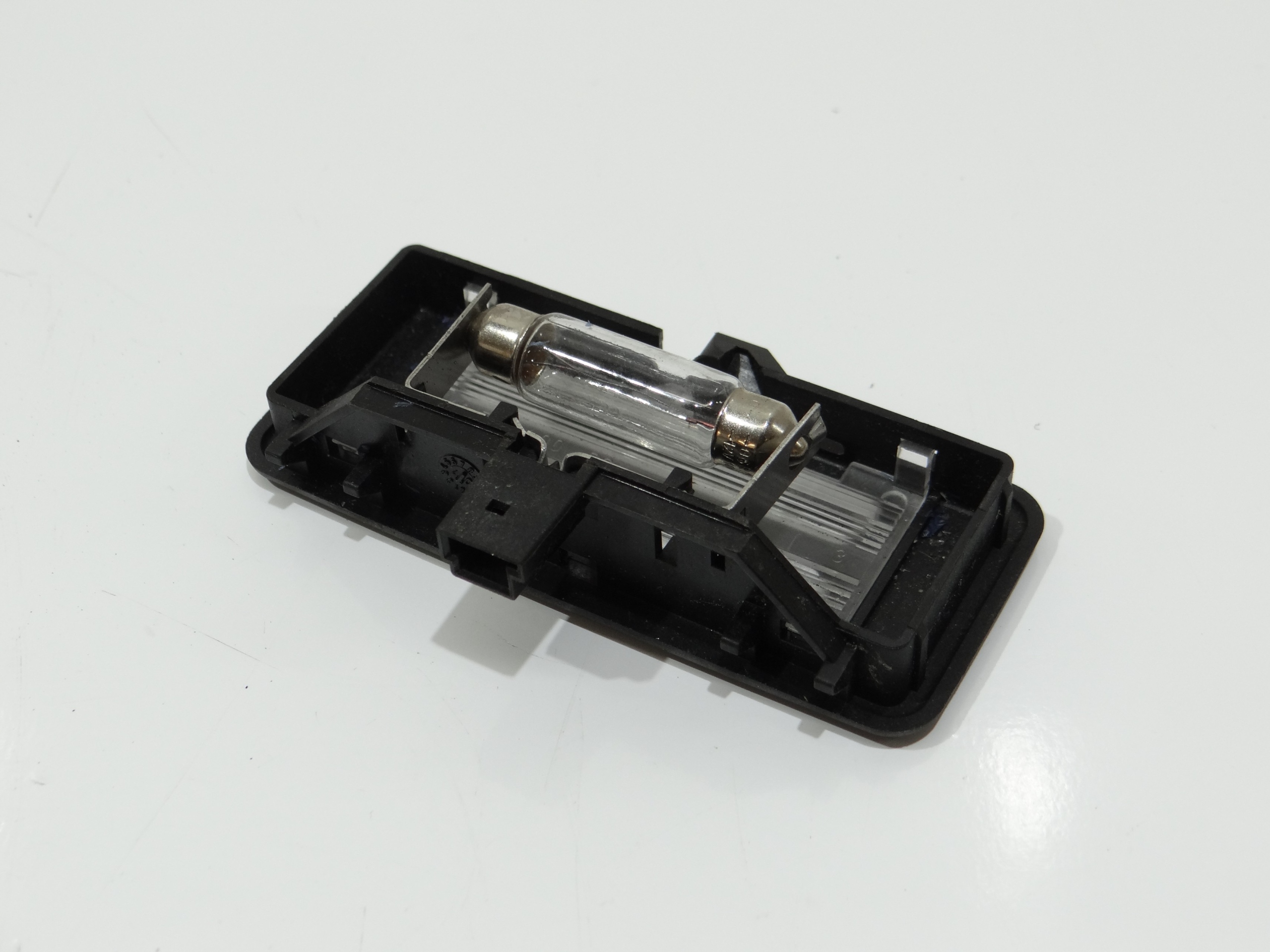 FANALE OSWIETLENIE interna cabina BMW E60 6962013