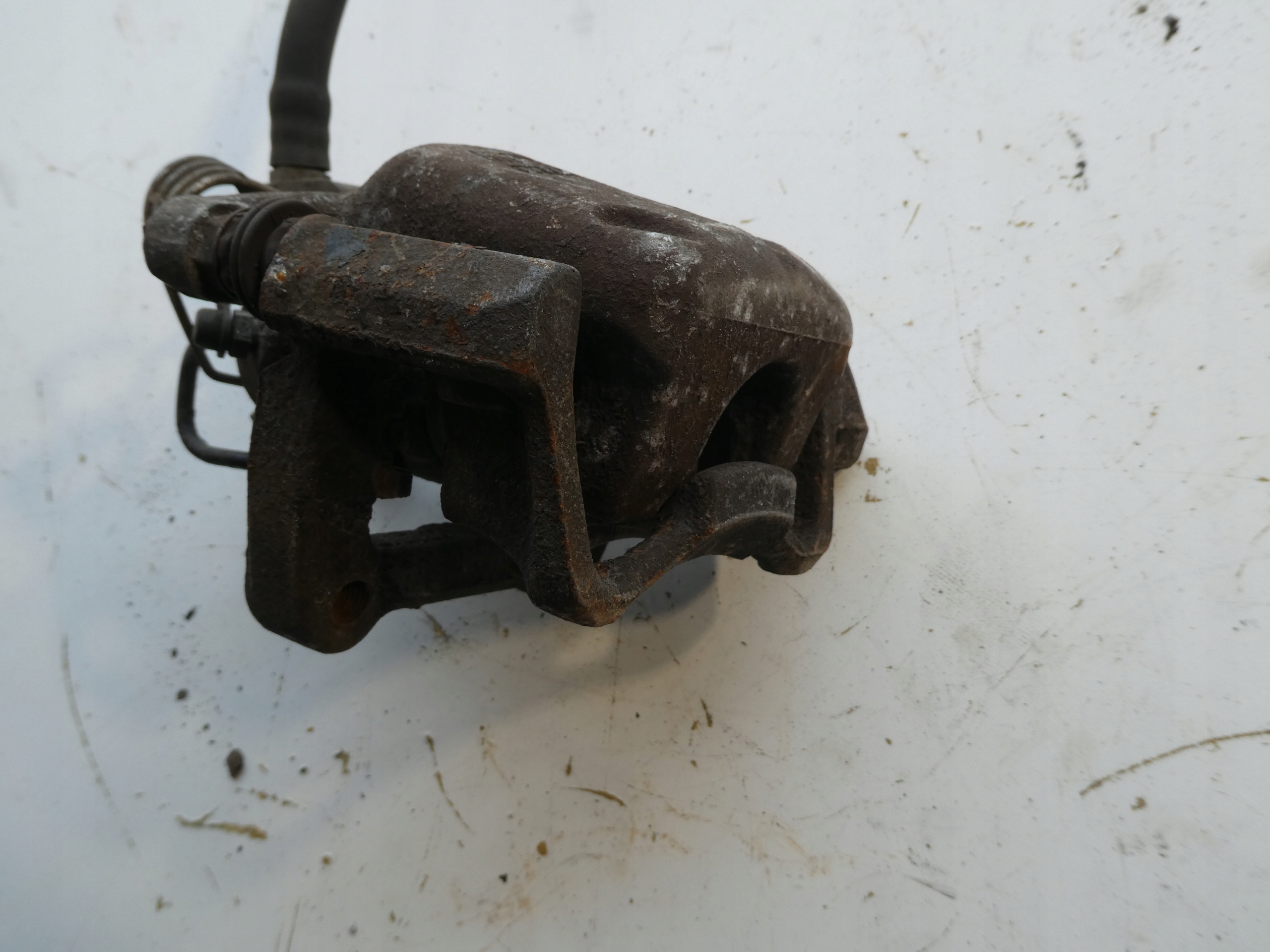 caliper brake rear part rear VW GOLF V