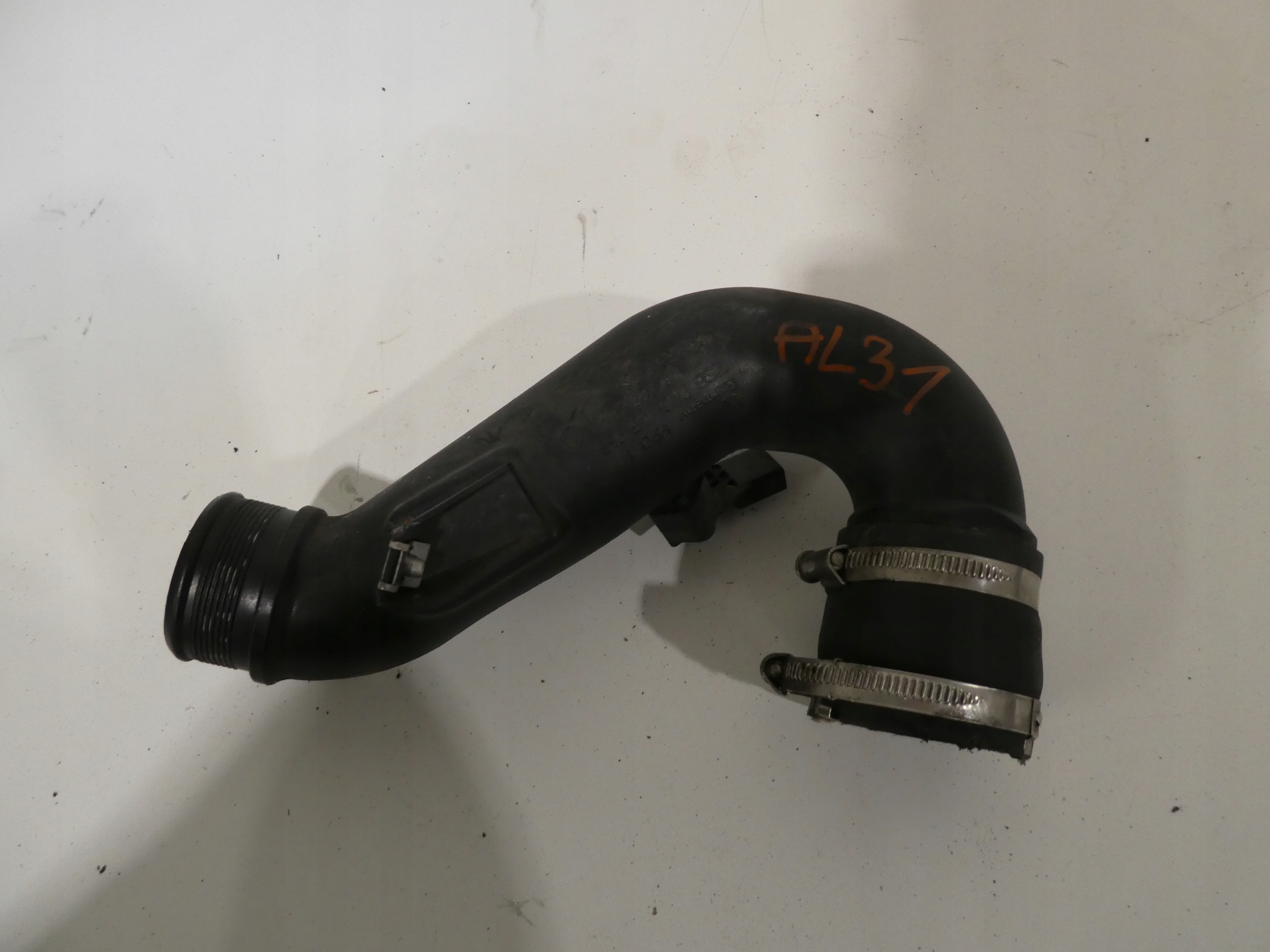 pipe of the intercooler VW AMAROK 2H0 2H0145762