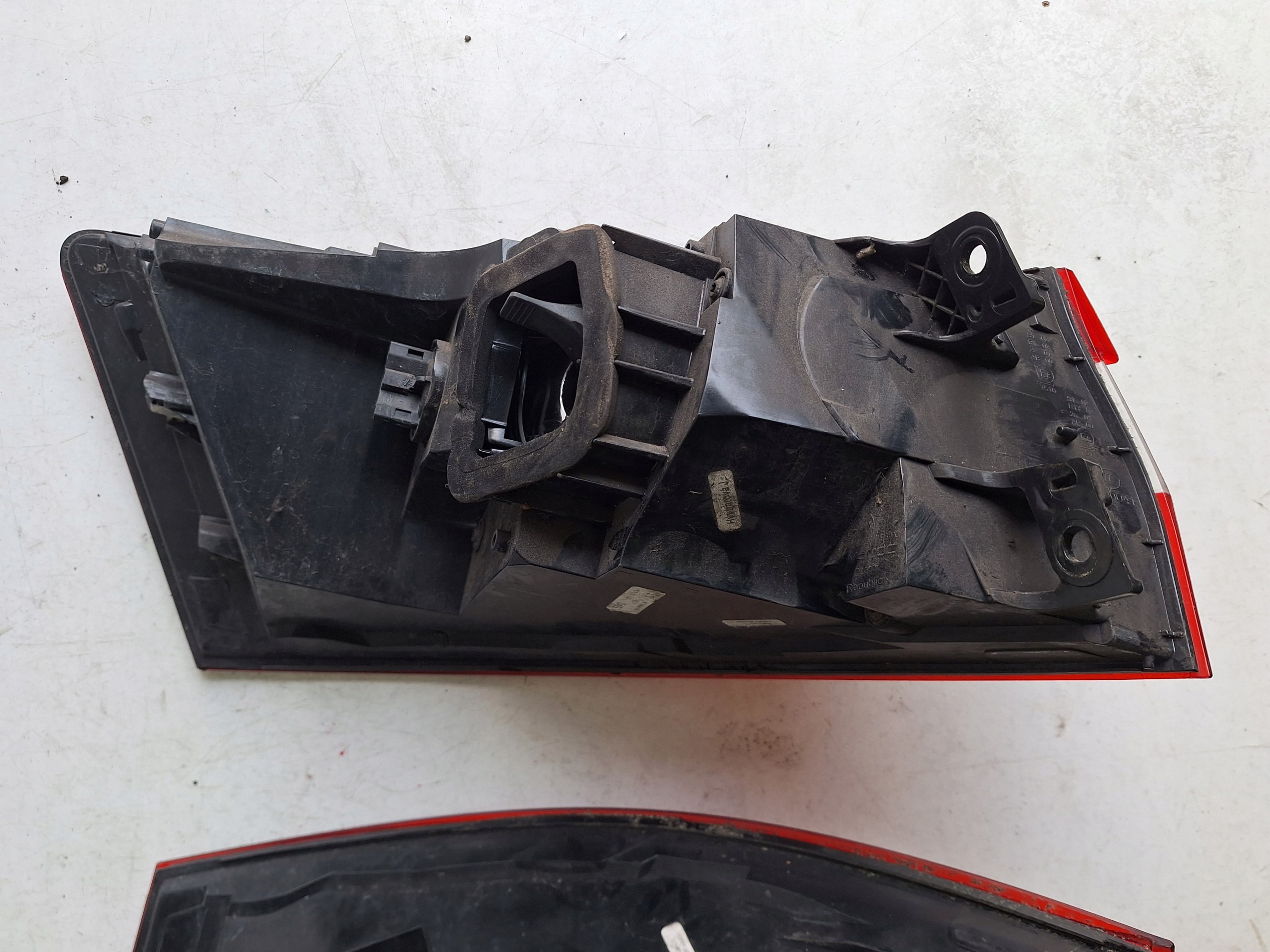 SKODA SUPERB III HB 15-18 light rear part left