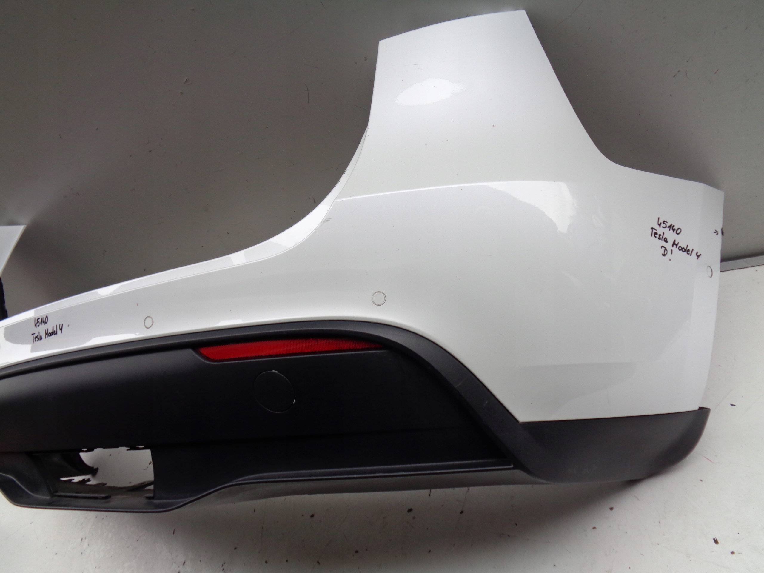 bumper rear TESLA MODEL Y NR 45140 + bundle