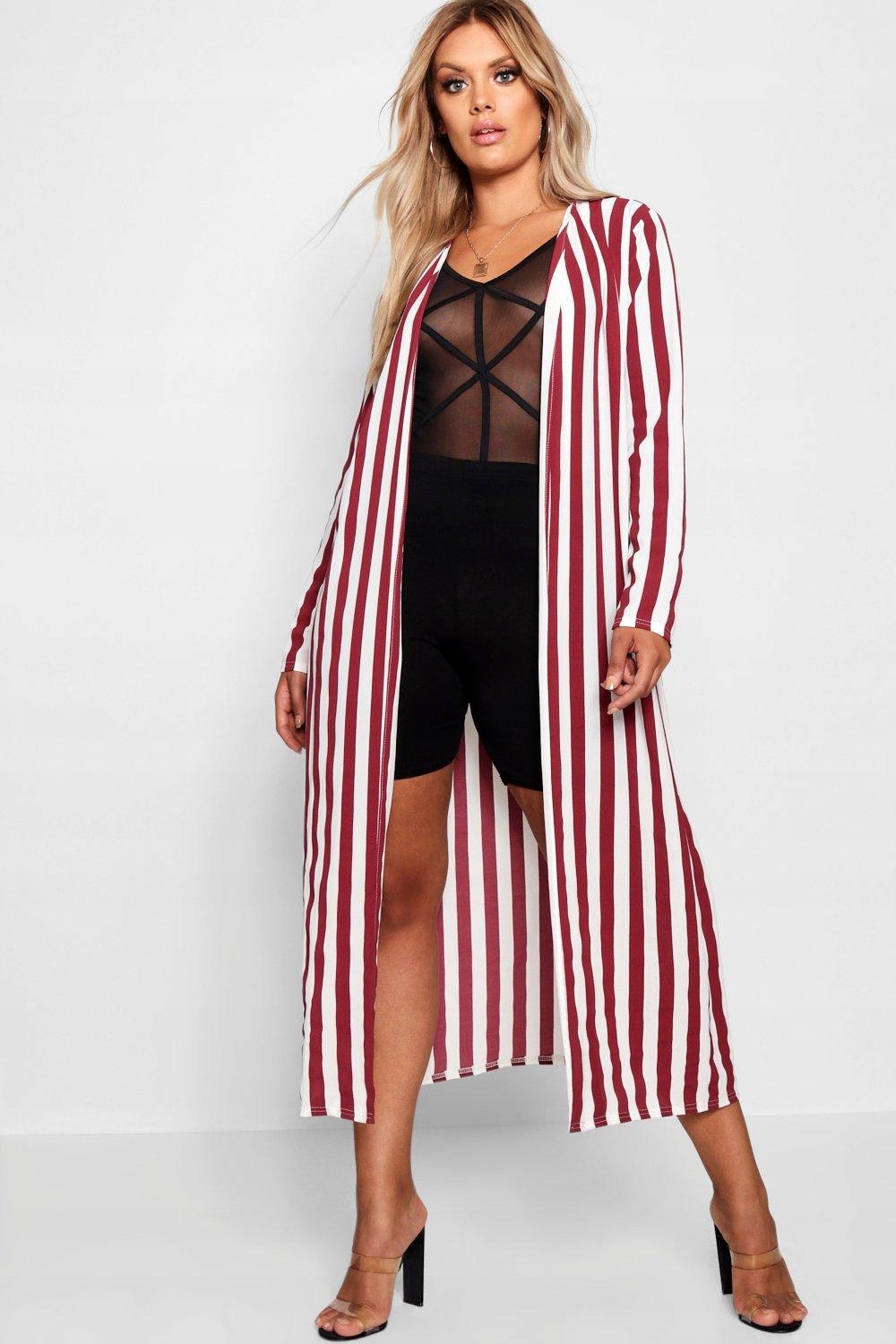 BOOHOO PLUS NARZUTKA W PASKI BORDO XXL B05 Wzór dominujący paski