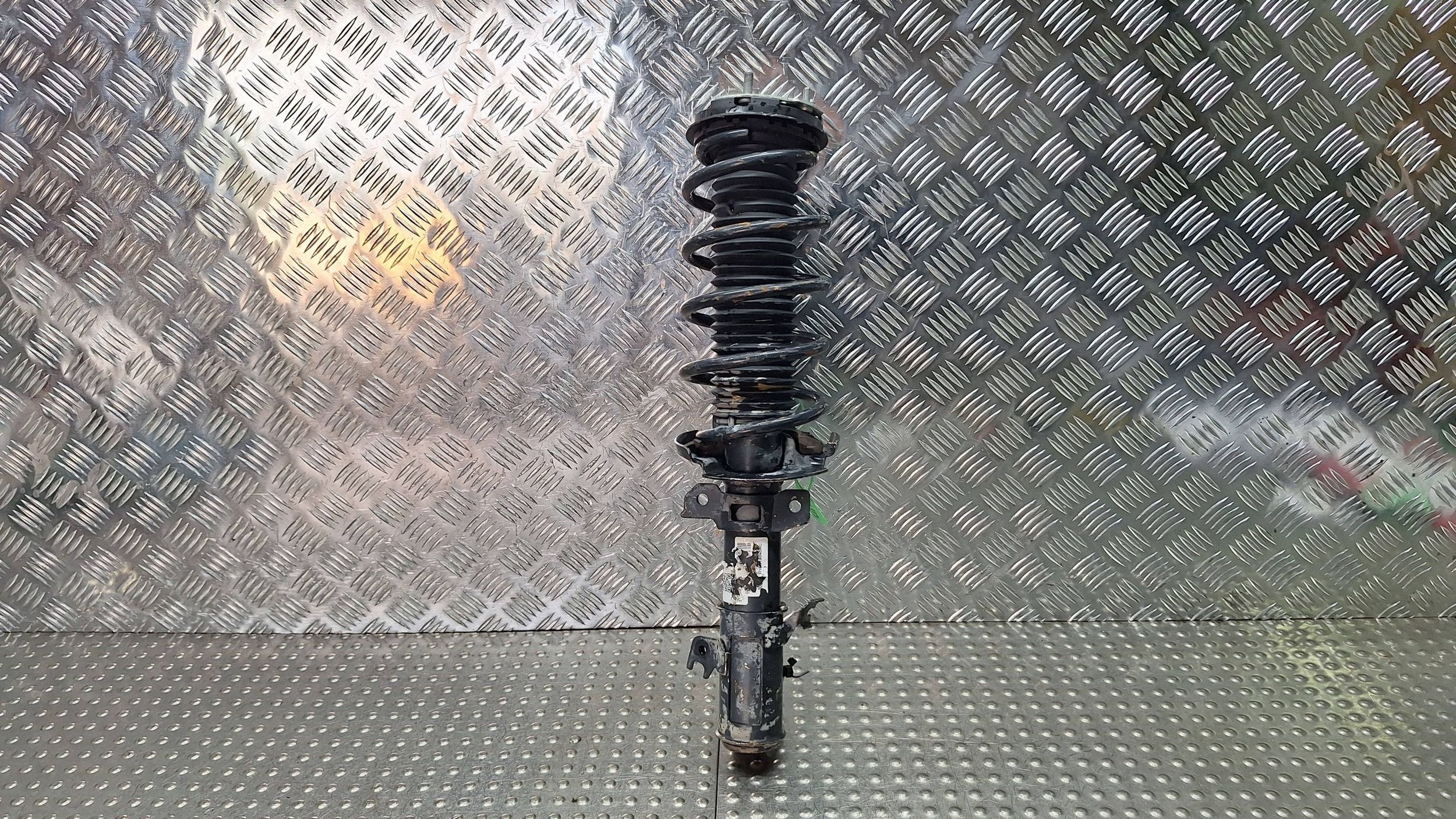 shock absorber right front H1BC-18045-AC FORD FIESTA MK8