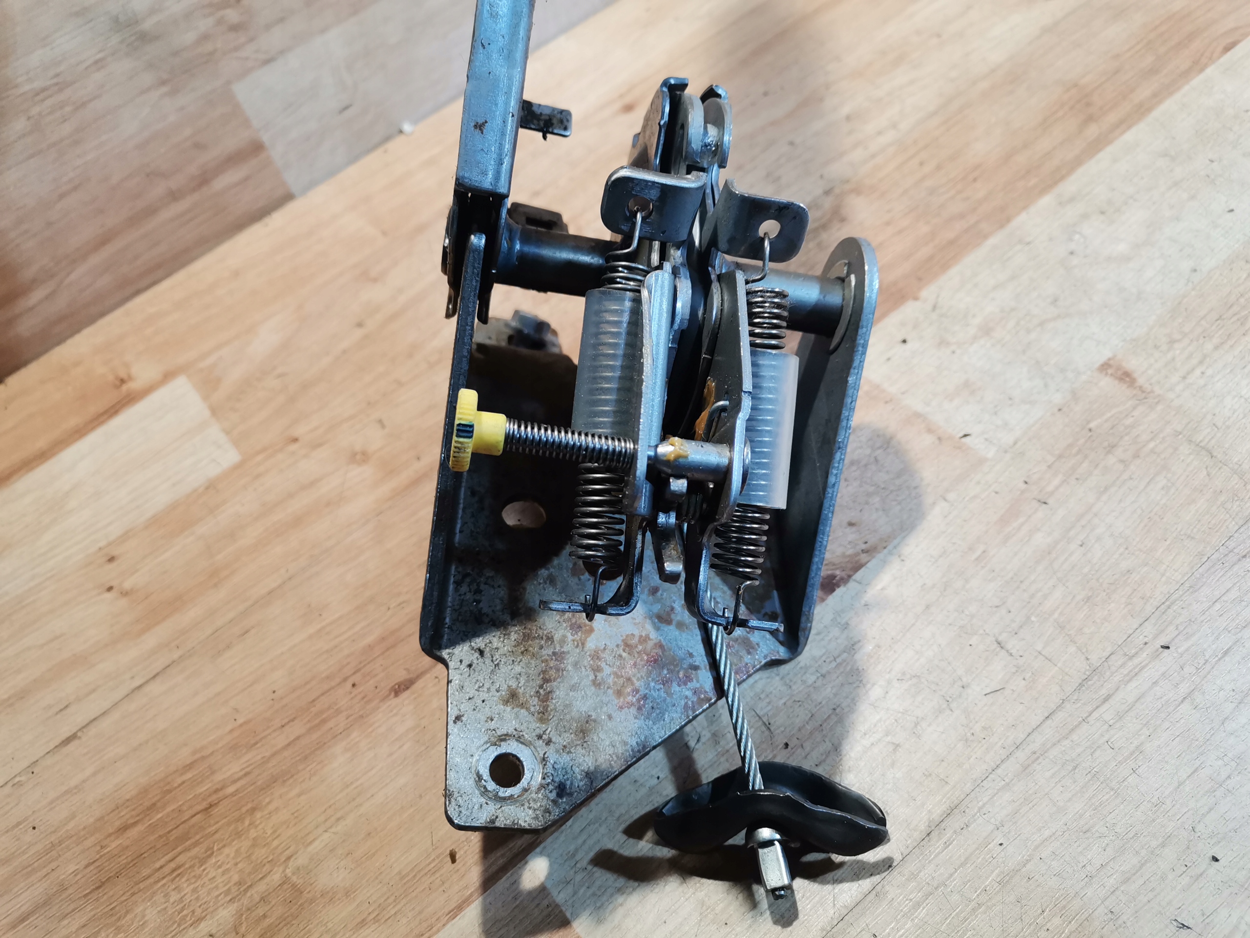 páčka elektrická brzda PEUGEOT 407 04-11 9658987377