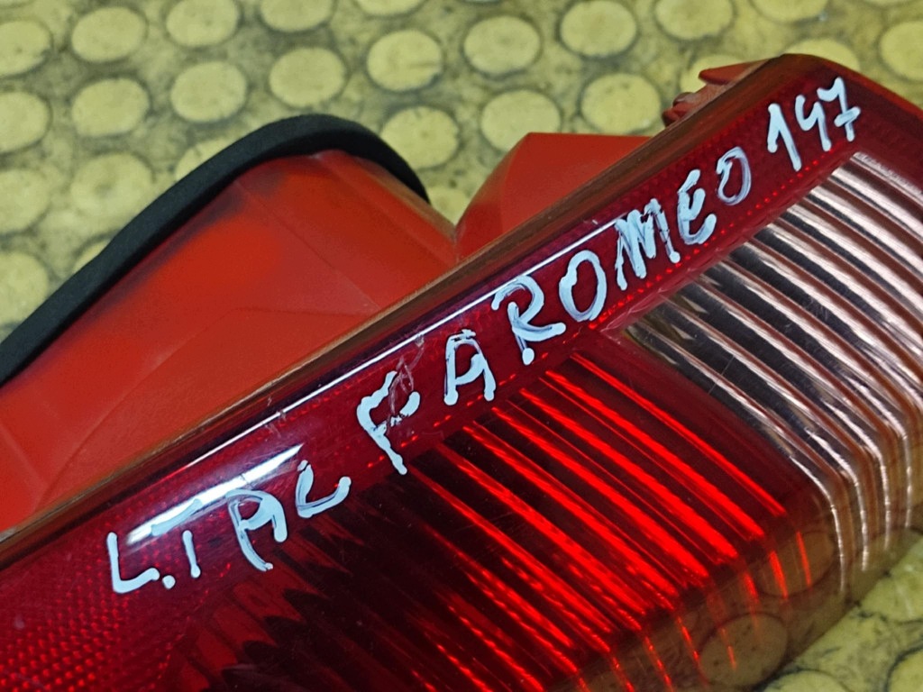 ALFA ROMEO 147 light left rear part 46556349