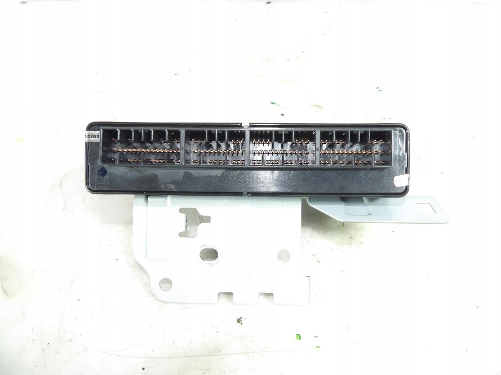 SUBARU FORESTER III Unité commande confort 88281SC230