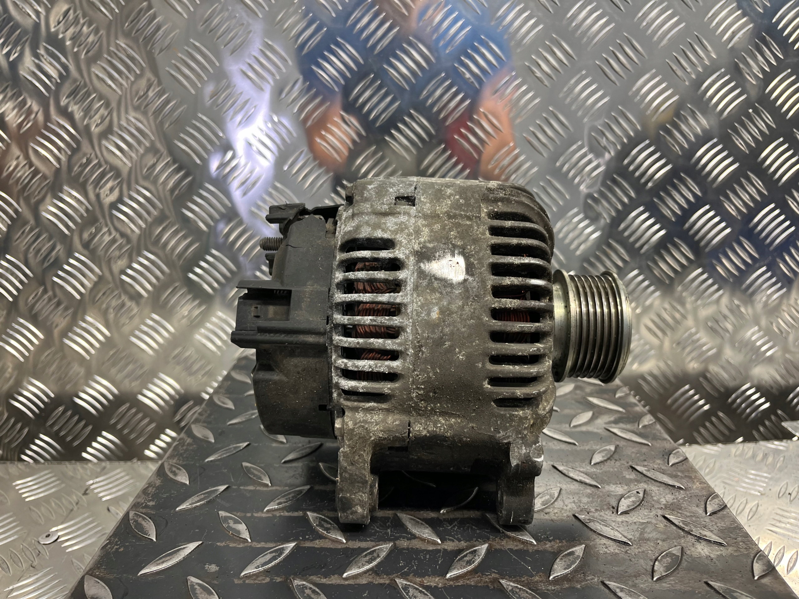 ALTERNATOR VOLKSWAGEN PASSAT B6 021903026L