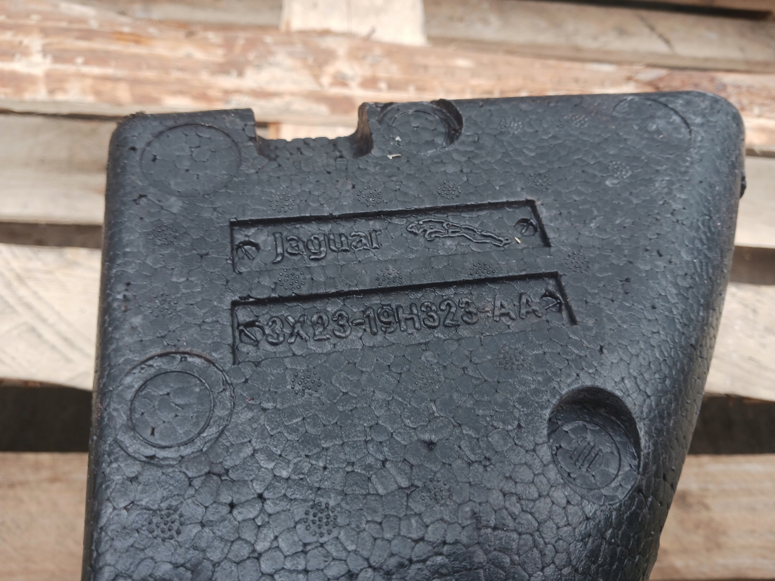 boot floor well jaguar XF 250 3X23-19H323-AA