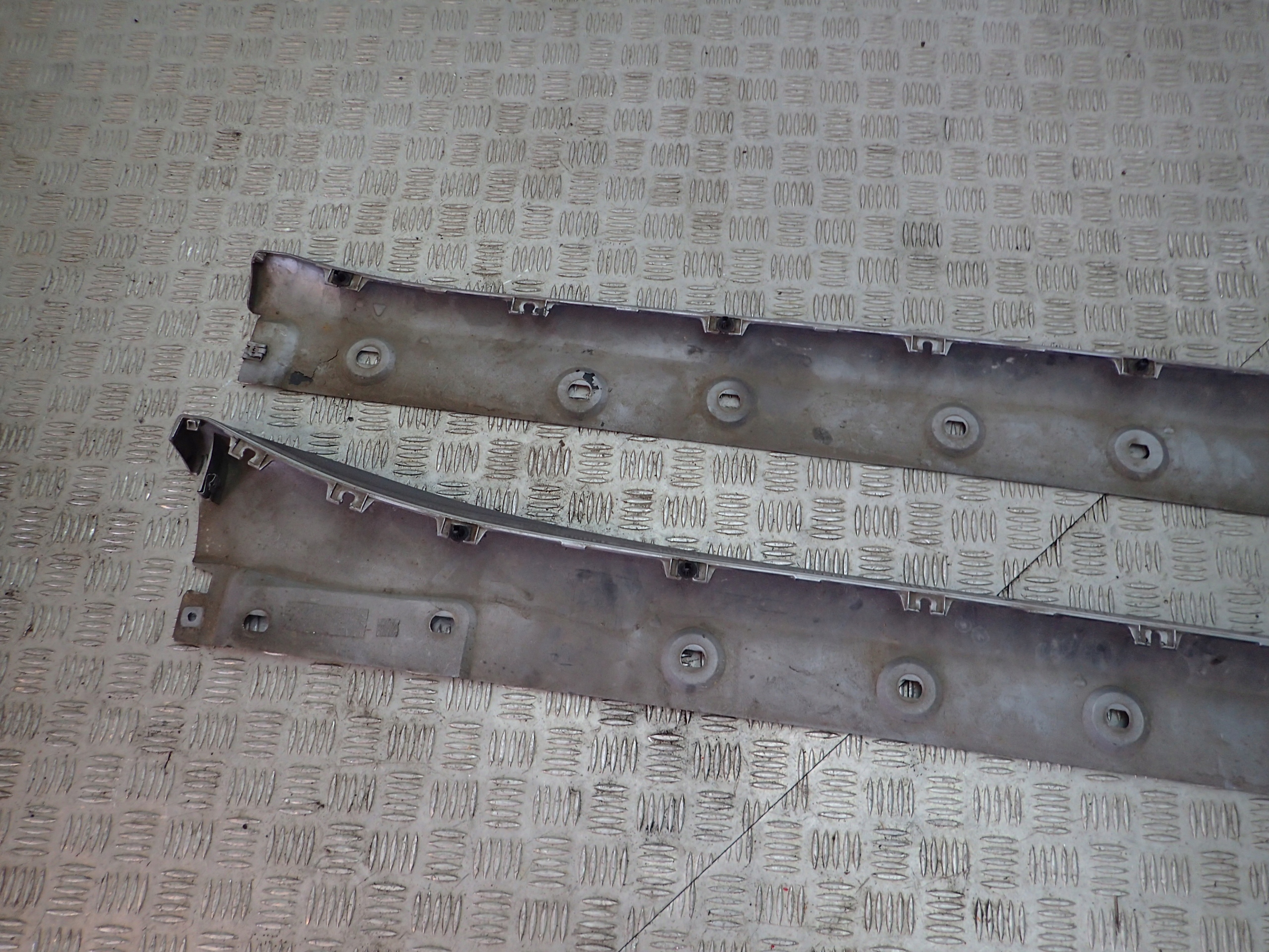 PORSCHE 991 911 LISTWA PROGOWA LEWA 99150459503 Produkt generyczny listwa progowa