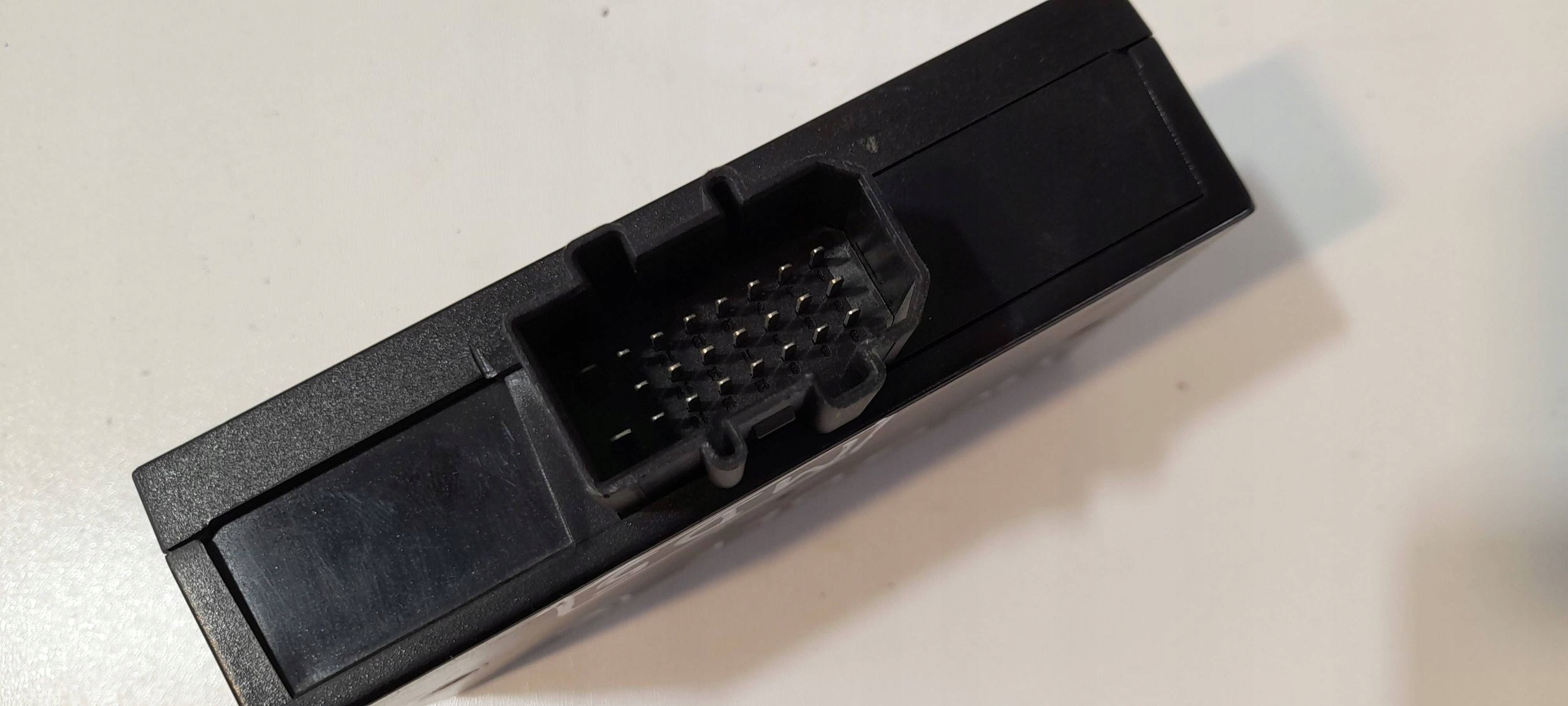 Volkswagen PASSAT B5.5 module / control unit komfortu 1C0959799 (MD5)