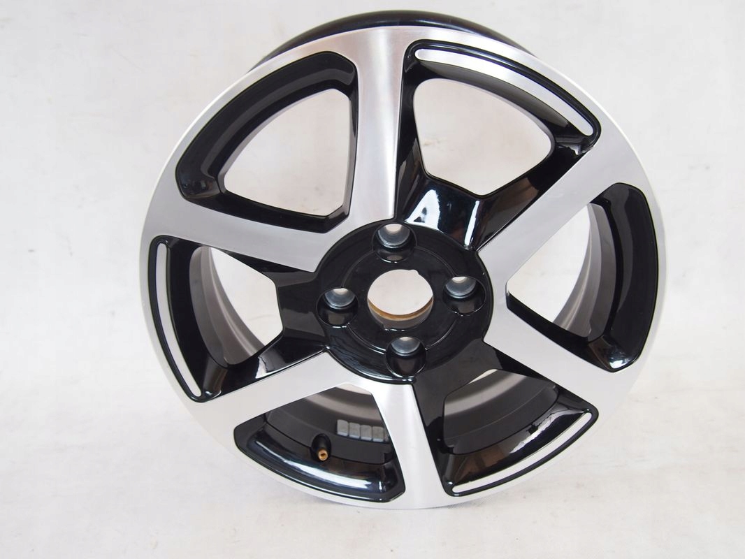 Renault Twingo 3 III disk 5,5J 15 CA ET 36