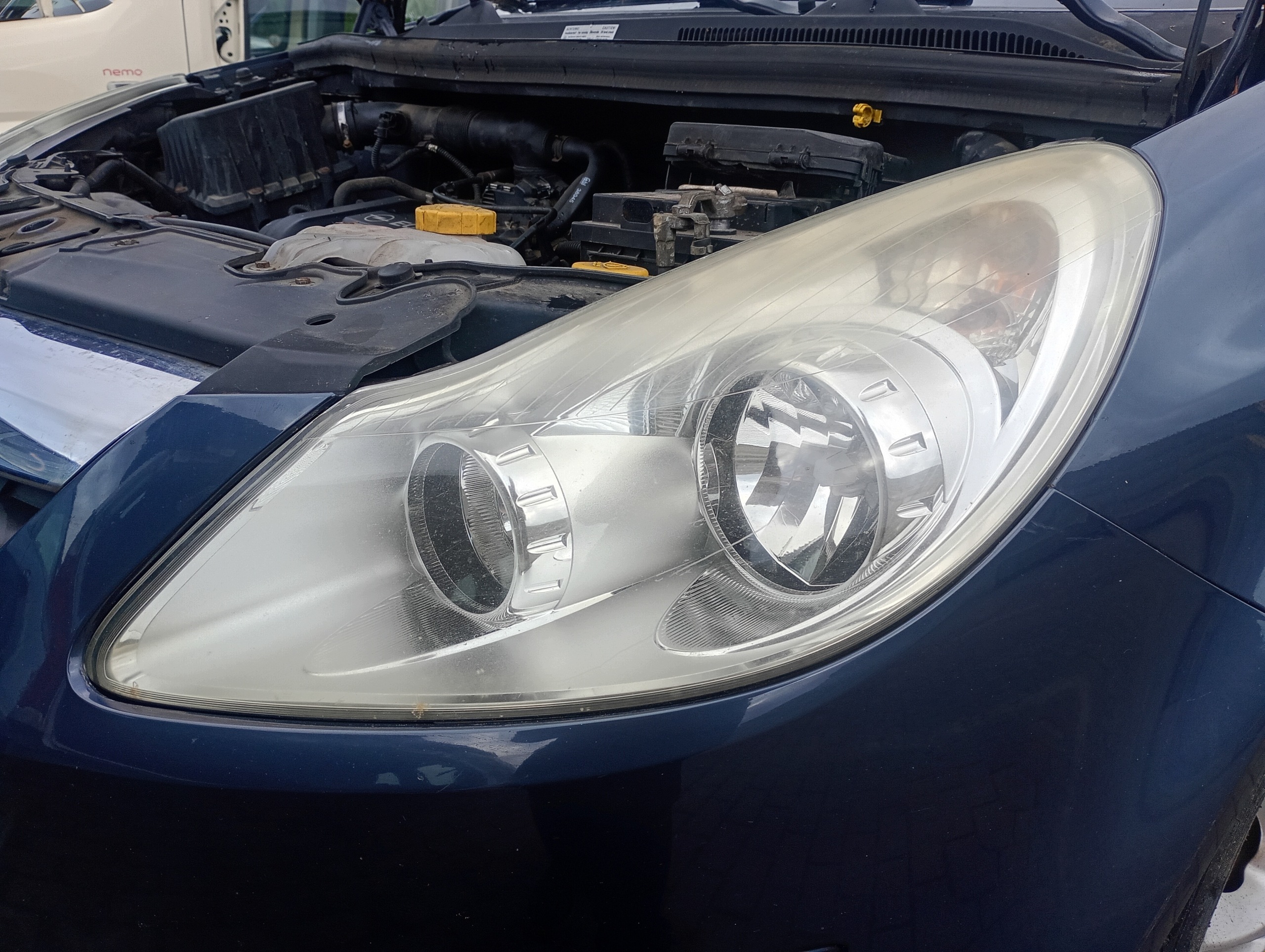 Reflektor light left front front Opel Corsa D 06-10
