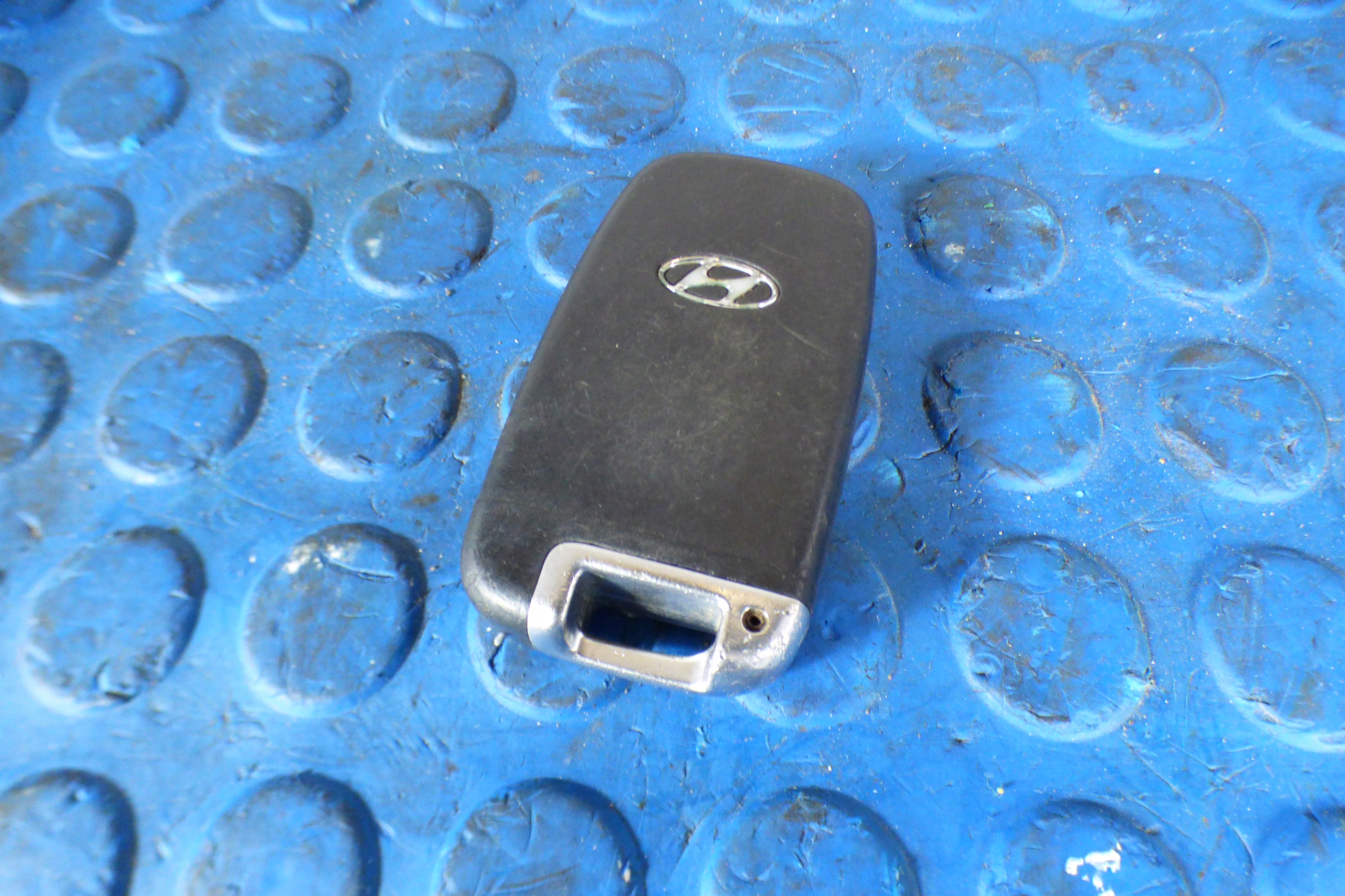 key pilot original HYUNDAI i30 II