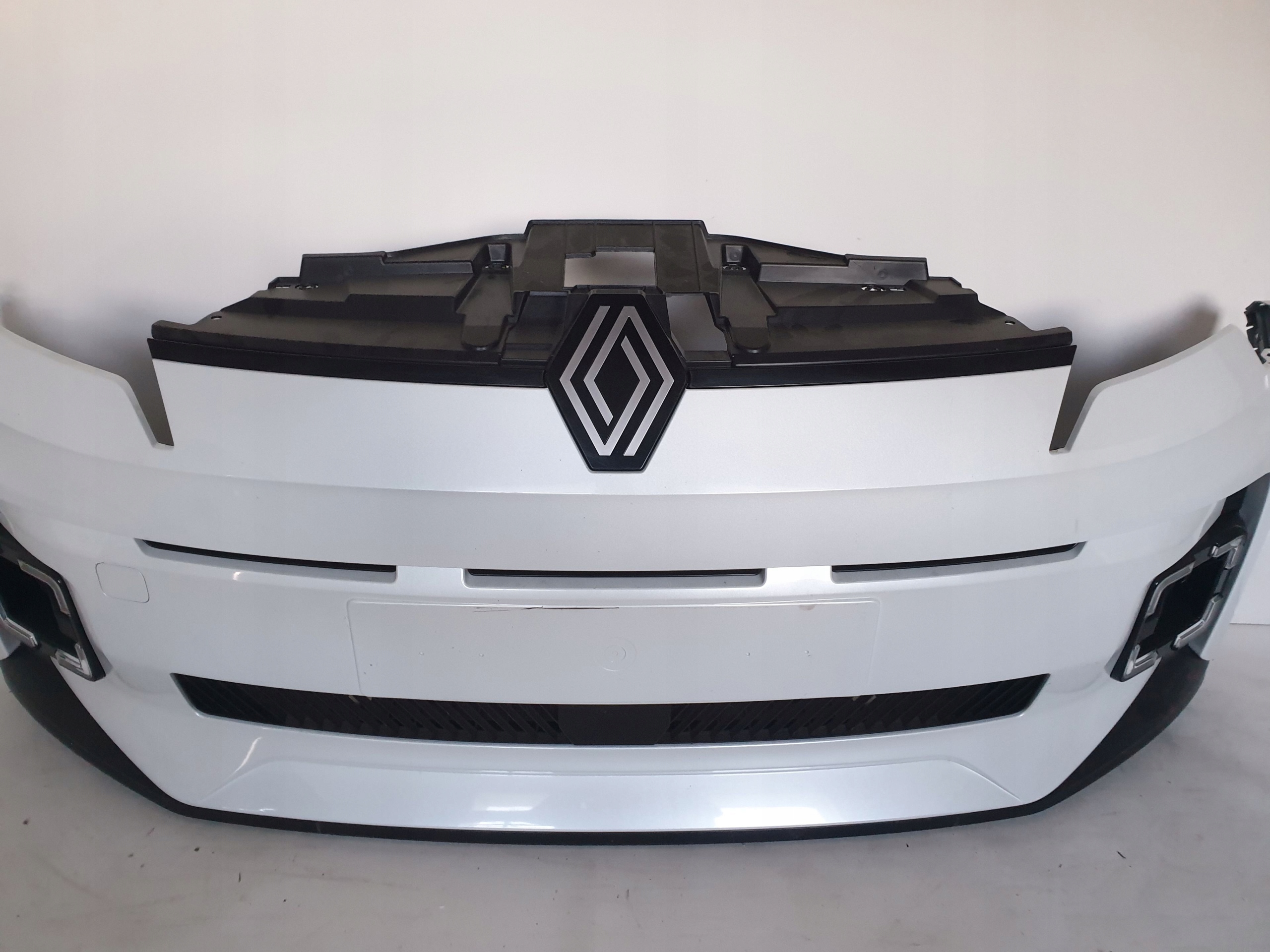RENAULT 5 V E-TECH 24-> bumper front front RADAR LED cover 62010M626R