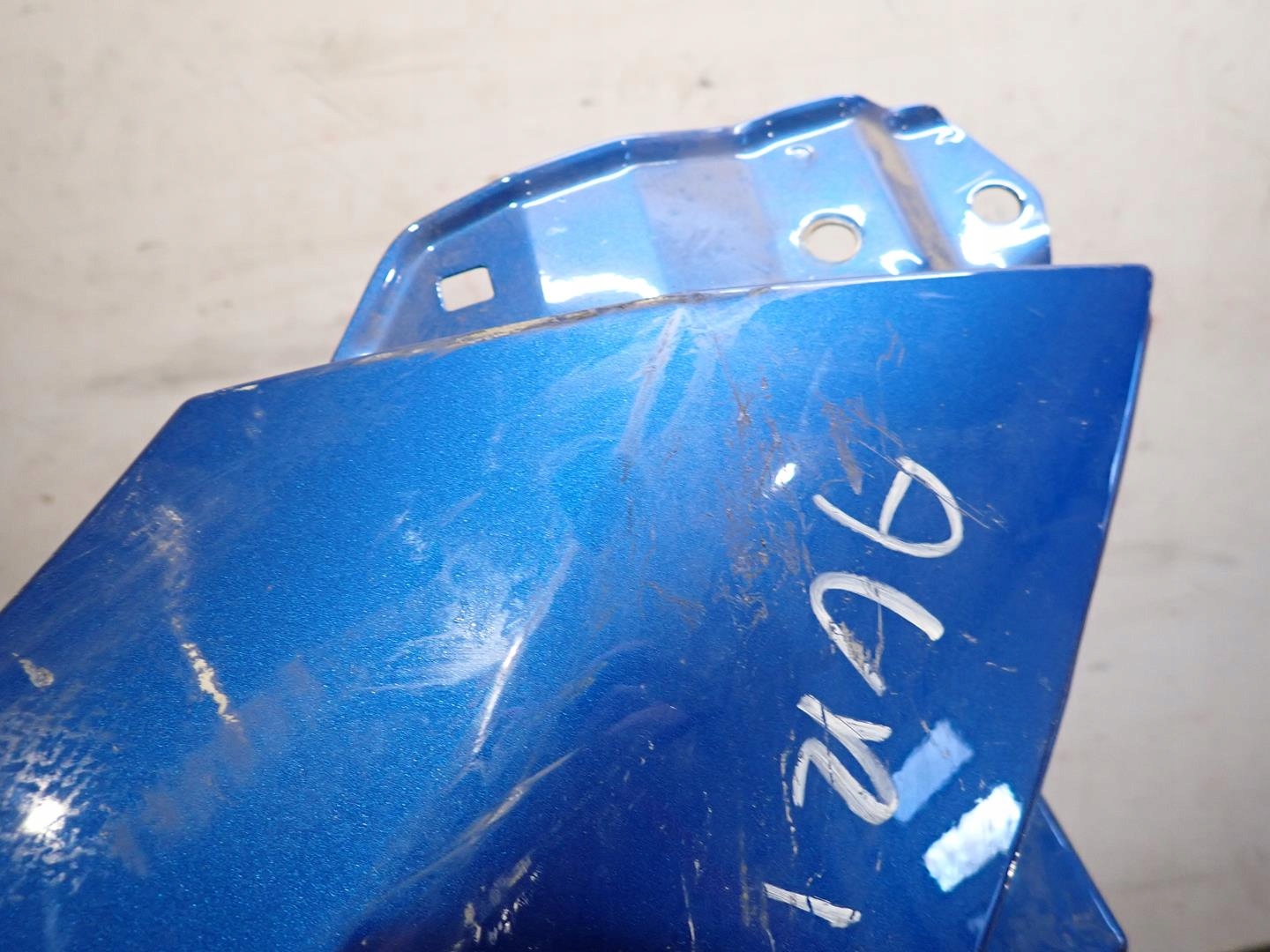 fender front front left TOYOTA AURIS and LIFT 2009-2012