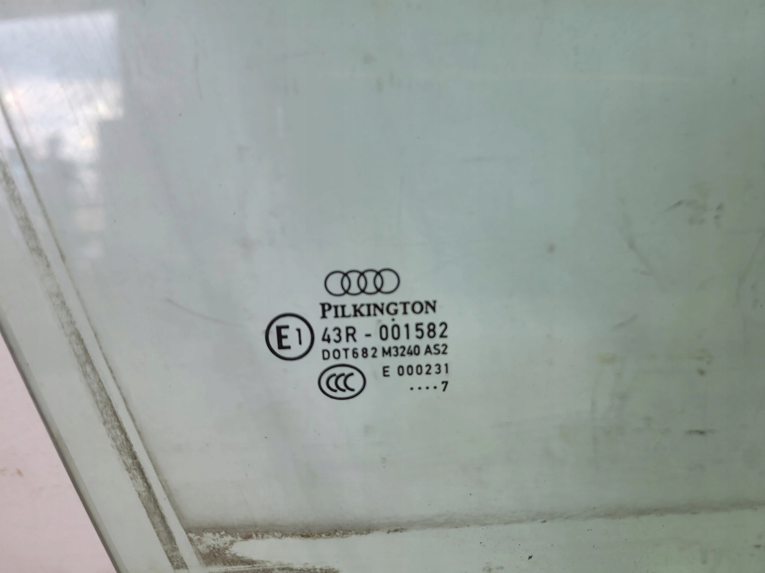 window side door right front AUDI Q7 4L 2007 ROK