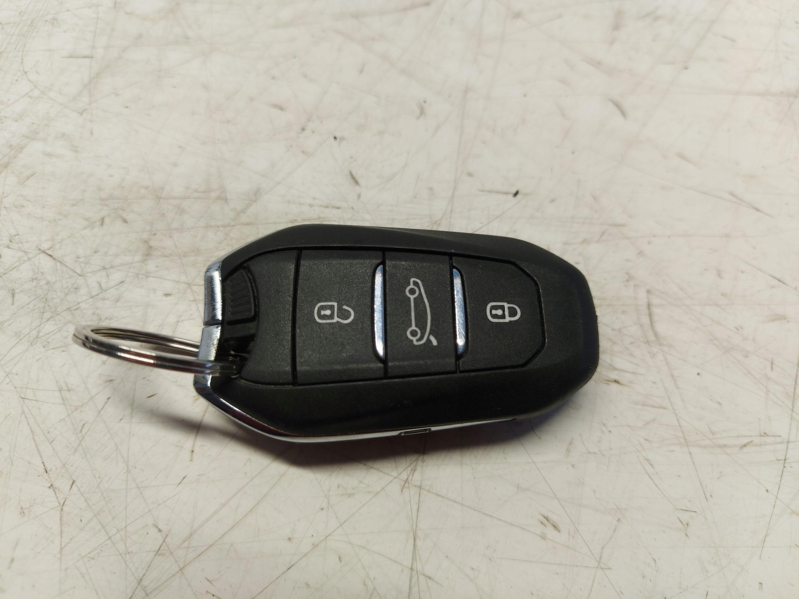 OPEL MOKKA B II key PILOT
