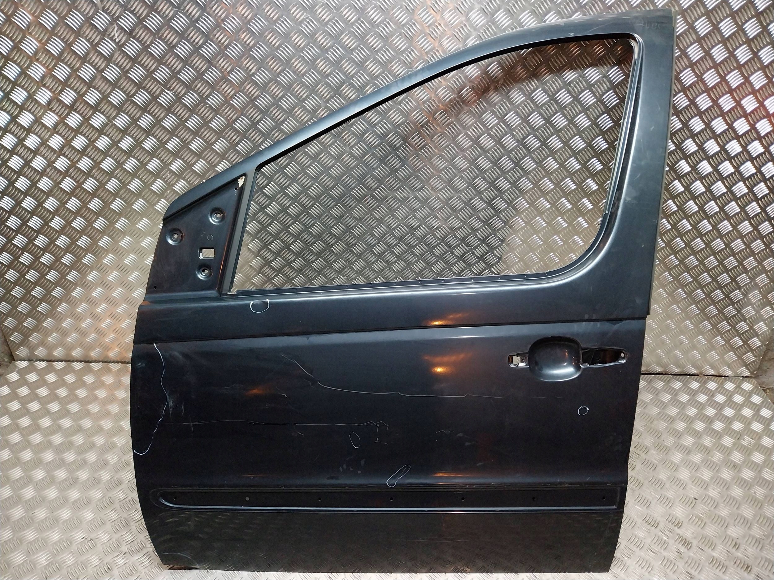 Tür vorne links MERCEDES VANEO 414 01