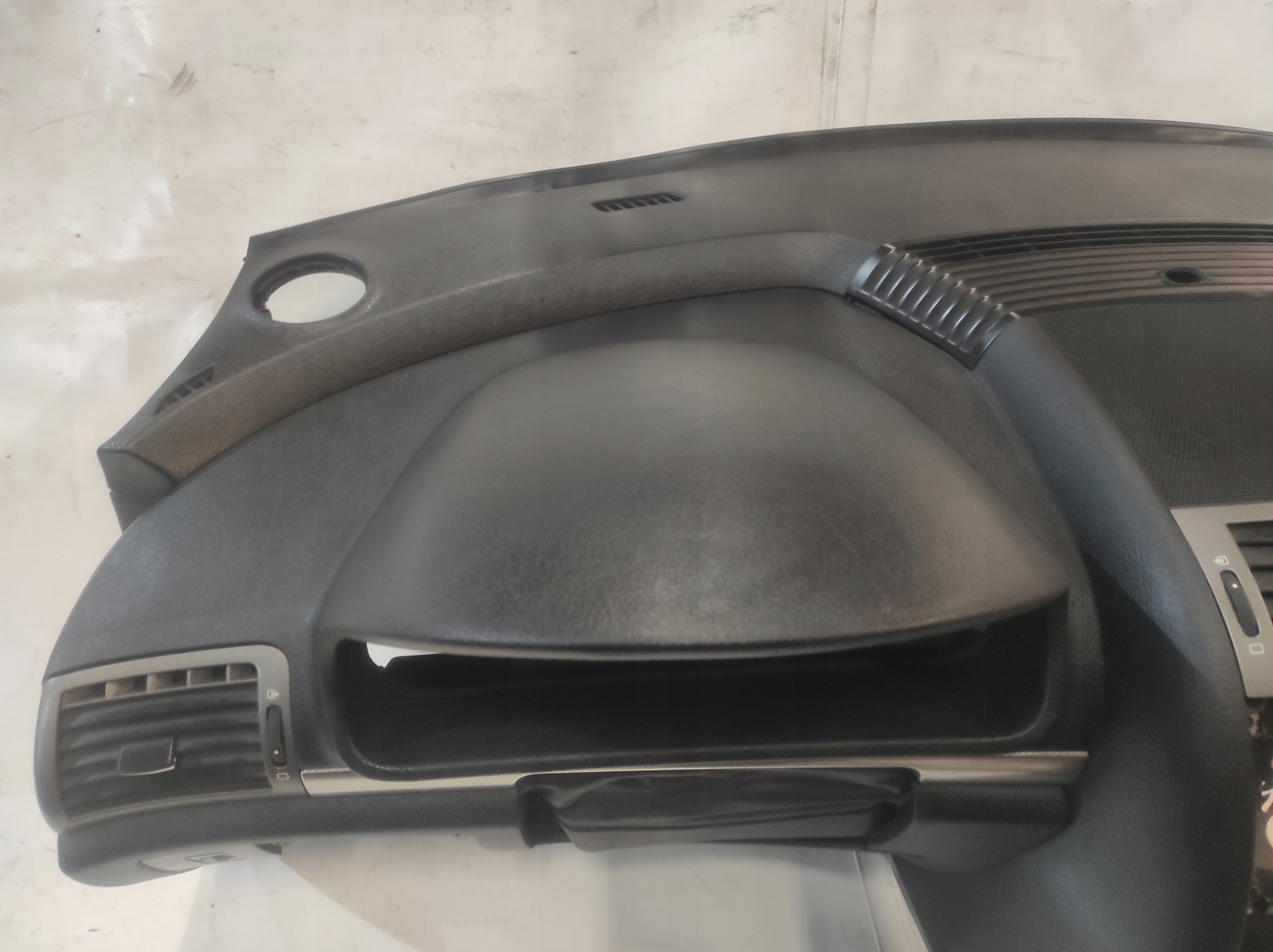 Peugeot 407 dashboard instrument panel console cockpit