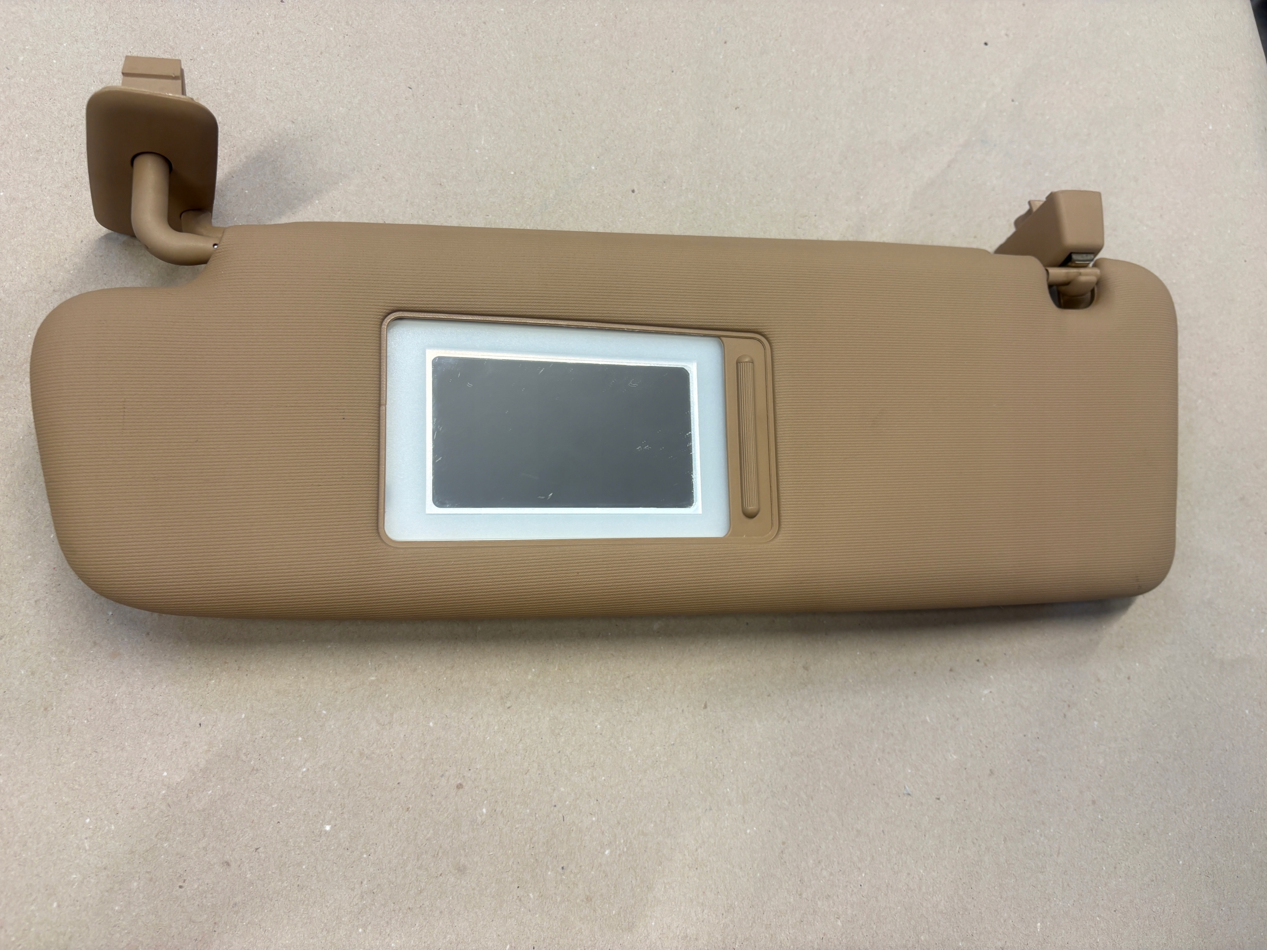 PORSCHE CAYENNE 7P 92A cover PRZECIWSLONECZNA left